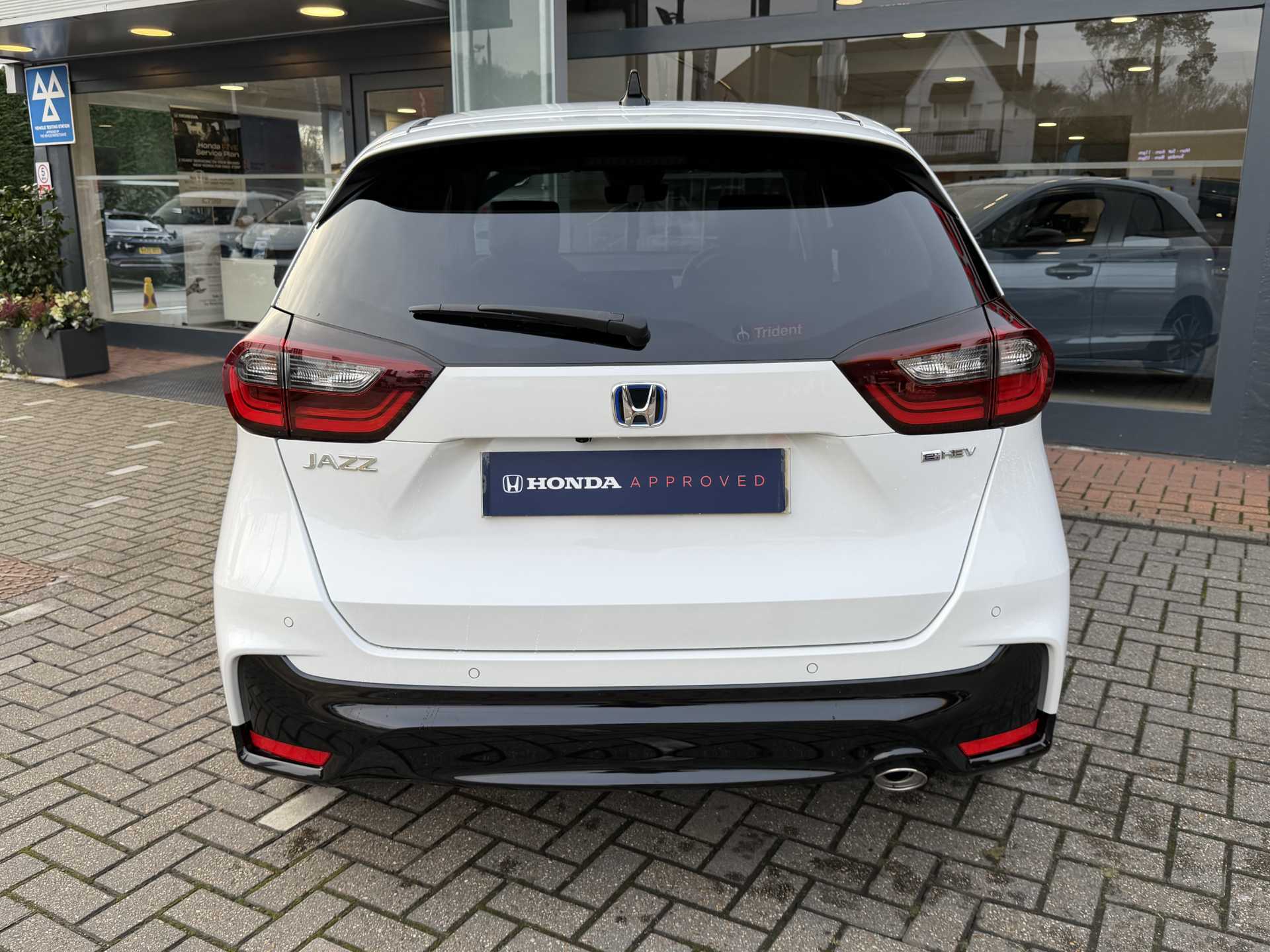 Honda Jazz 1.5 i-MMD Hybrid Advance Sport 5dr eCVT - Image 7