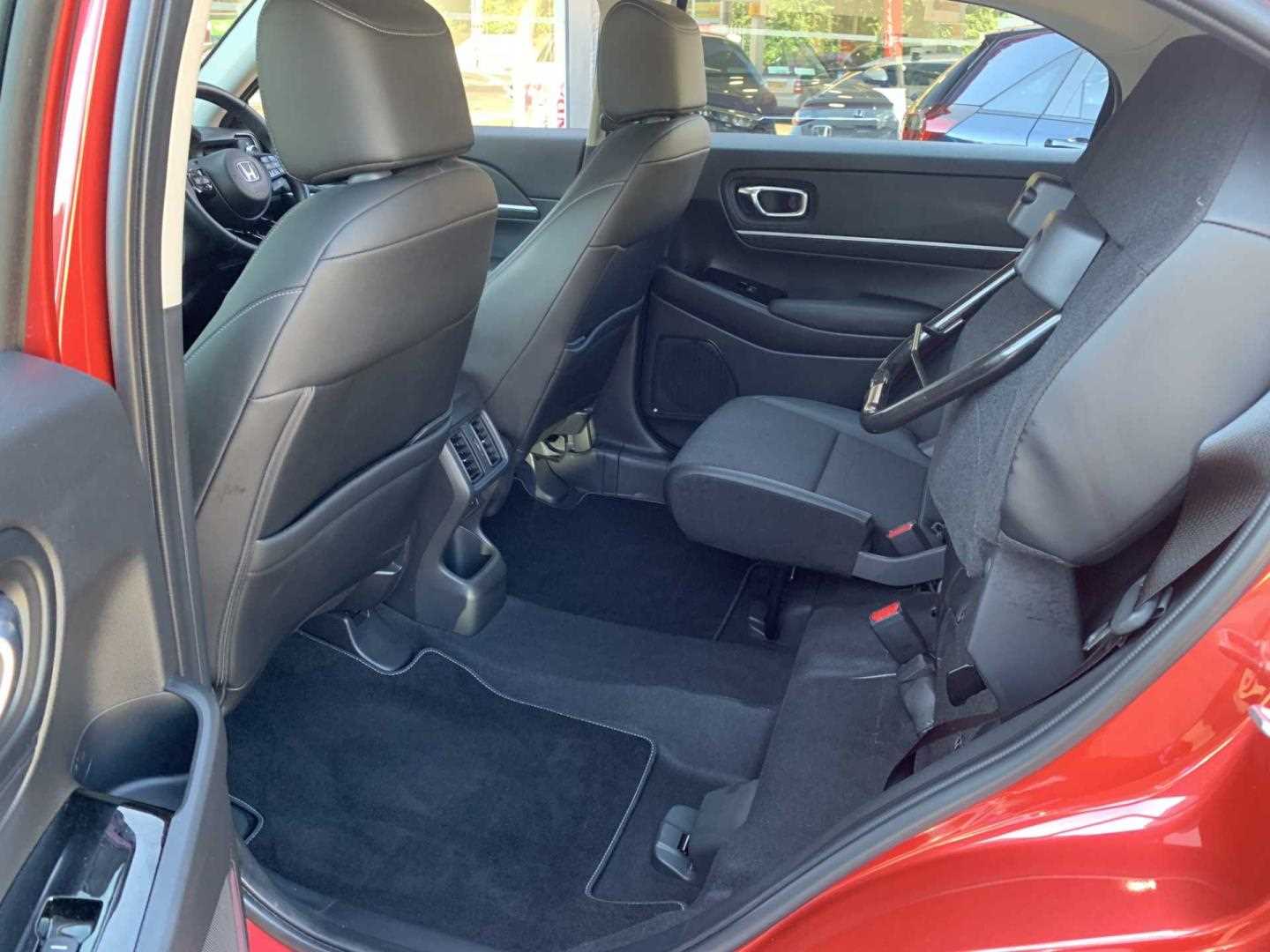 Honda HR-V 1.5 eHEV Advance 5dr CVT - Image 18