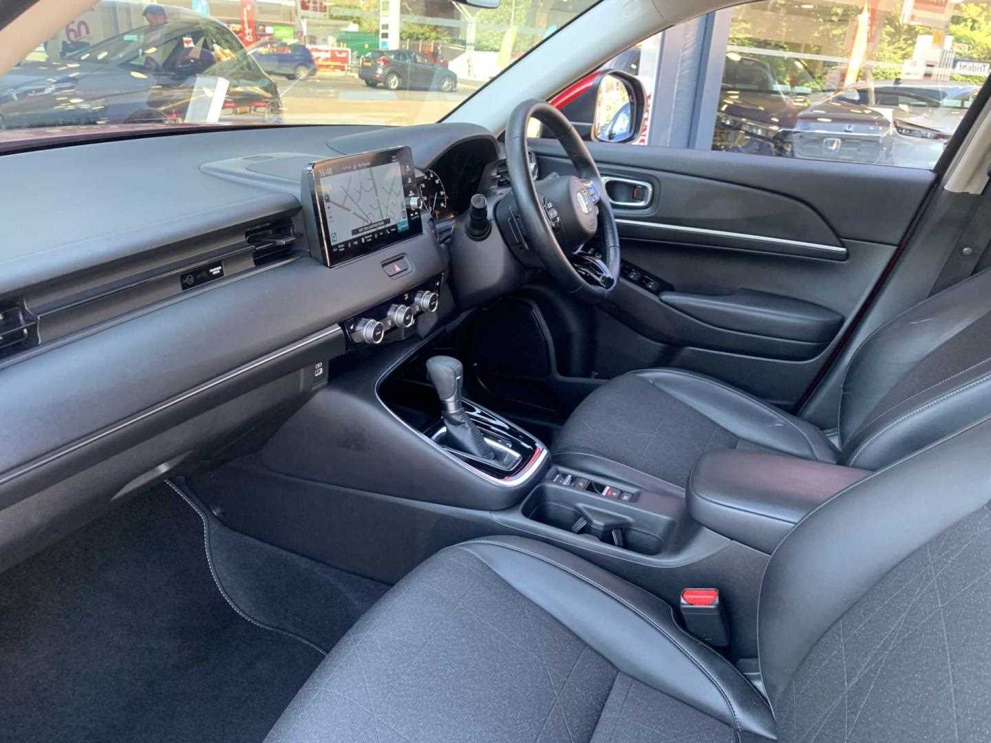 Honda HR-V 1.5 eHEV Advance 5dr CVT - Image 2