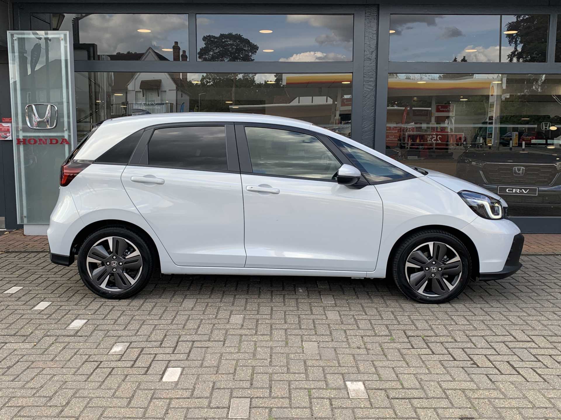 Honda Jazz 1.5 i-MMD Hybrid Advance 5dr eCVT - Image 5