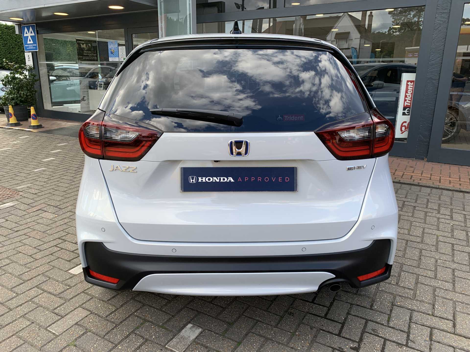 Honda Jazz 1.5 i-MMD Hybrid Advance 5dr eCVT - Image 7