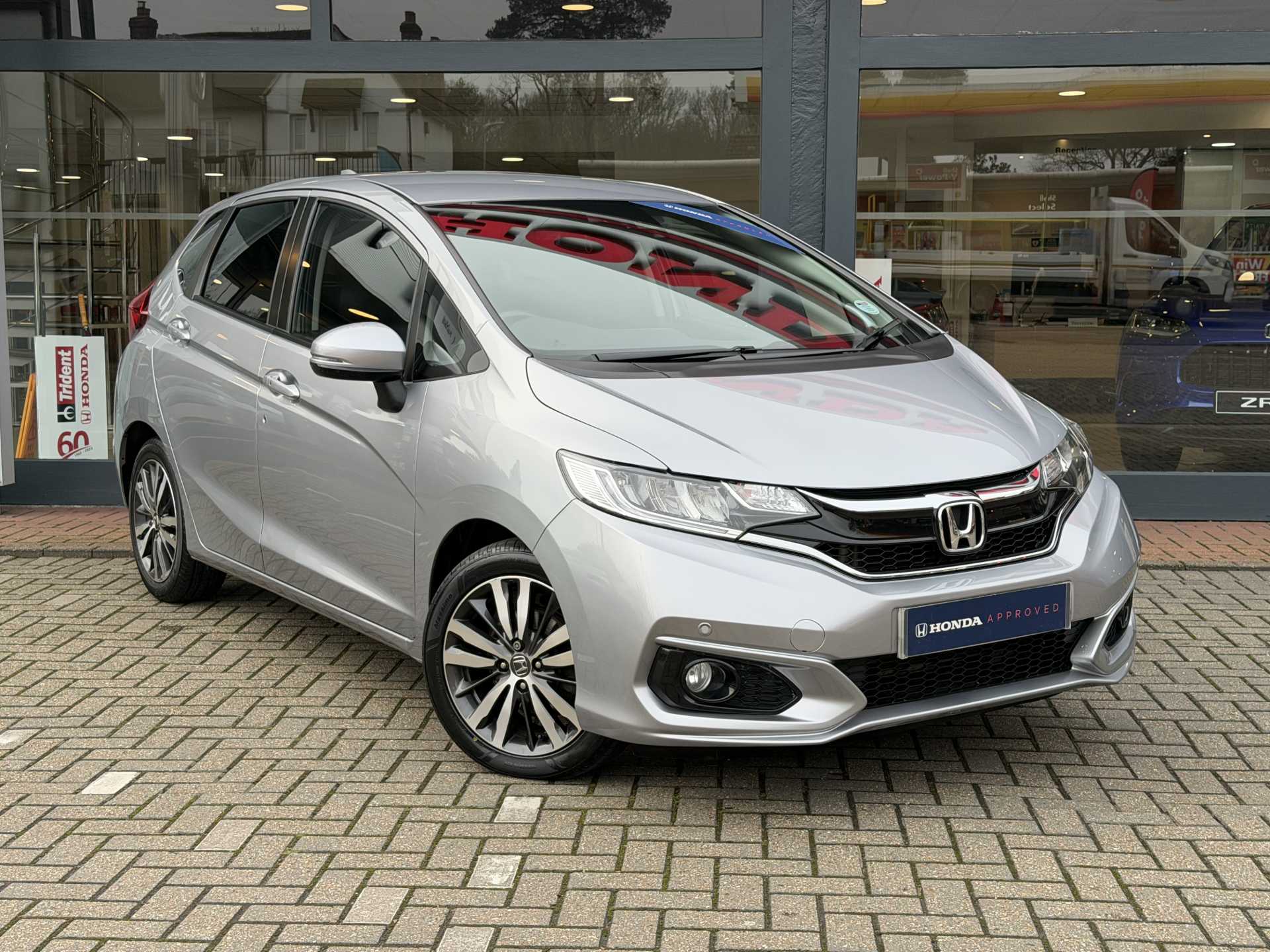 Honda Jazz 1.3 i-VTEC EX Navi 5dr - Image 1