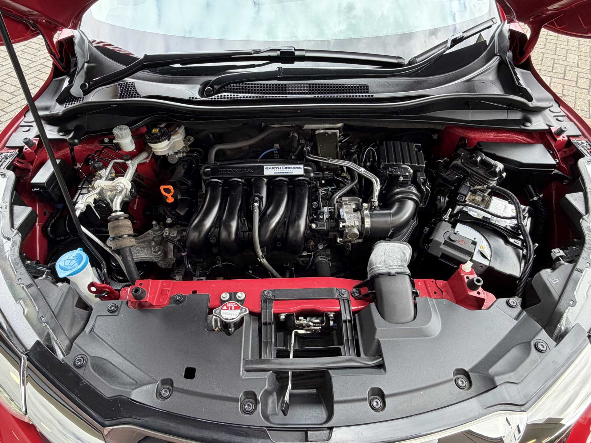 Honda HR-V 1.5 i-VTEC EX 5dr - Image 20