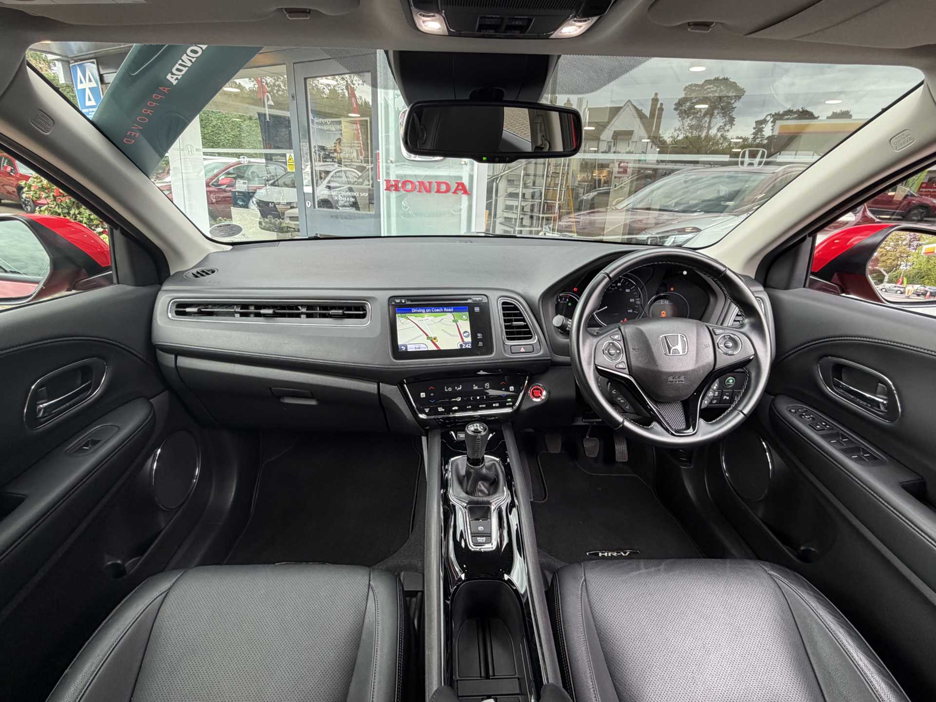 Honda HR-V 1.5 i-VTEC EX 5dr - Image 4