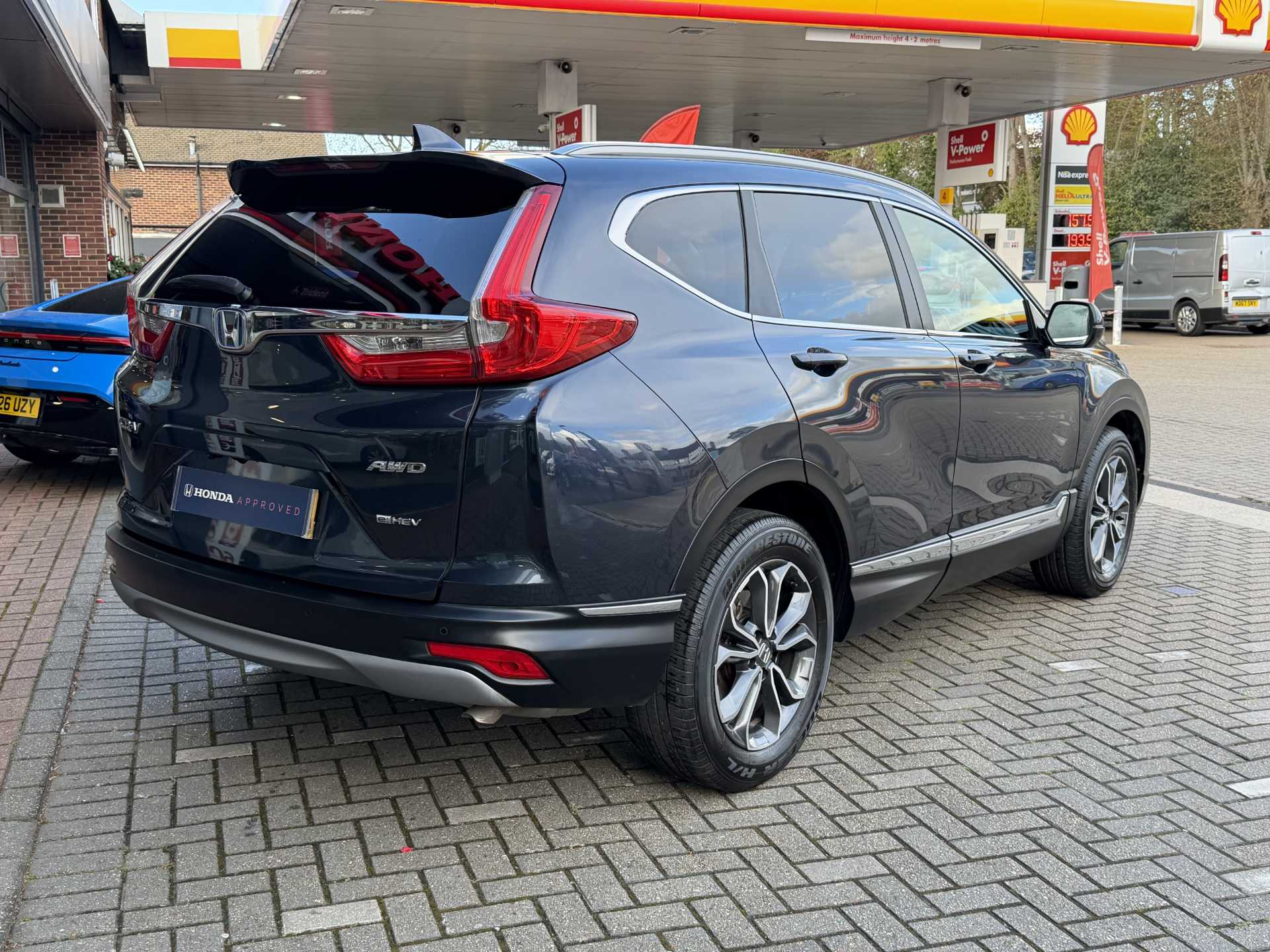 Honda CR-V 2.0 i-MMD Hybrid EX 5dr eCVT - Image 12