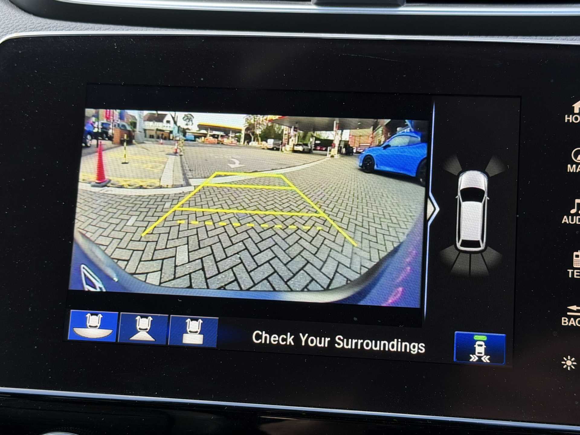 Honda CR-V 2.0 i-MMD Hybrid EX 5dr eCVT - Image 14