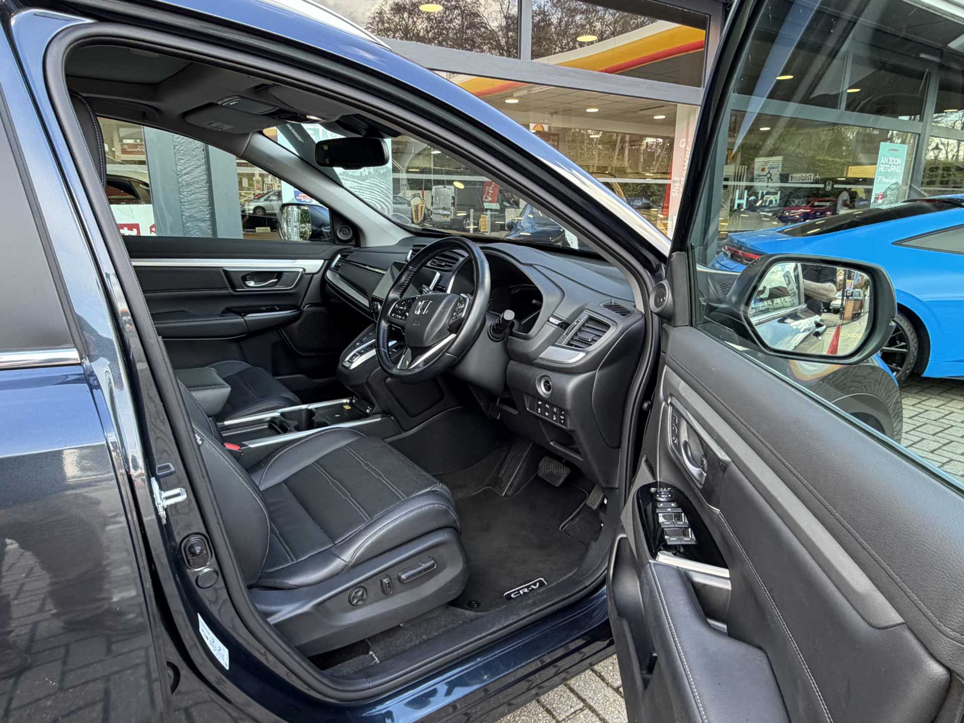 Honda CR-V 2.0 i-MMD Hybrid EX 5dr eCVT - Image 15