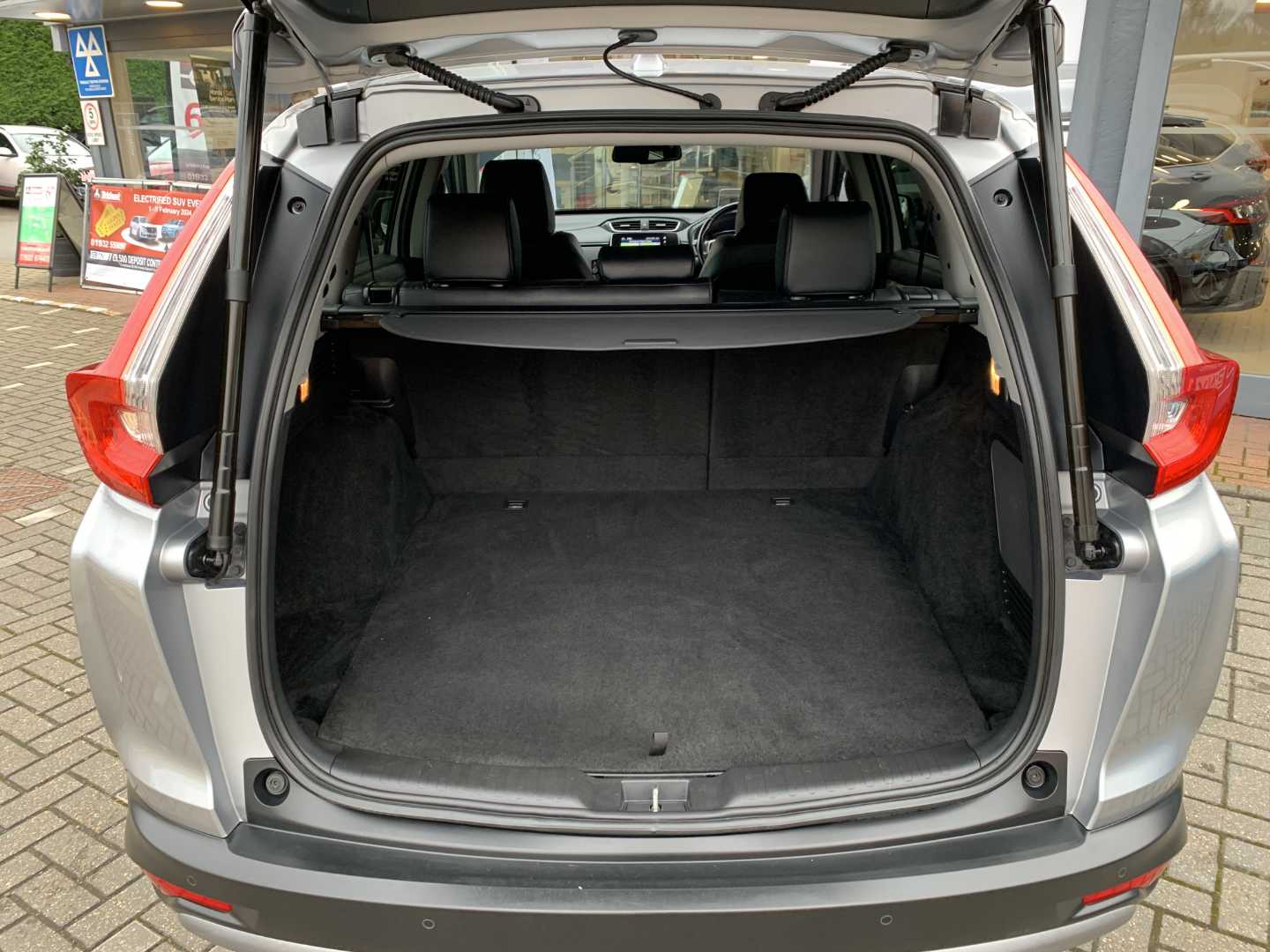 Honda CR-V 2.0 i-MMD Hybrid EX 5dr eCVT - Image 13