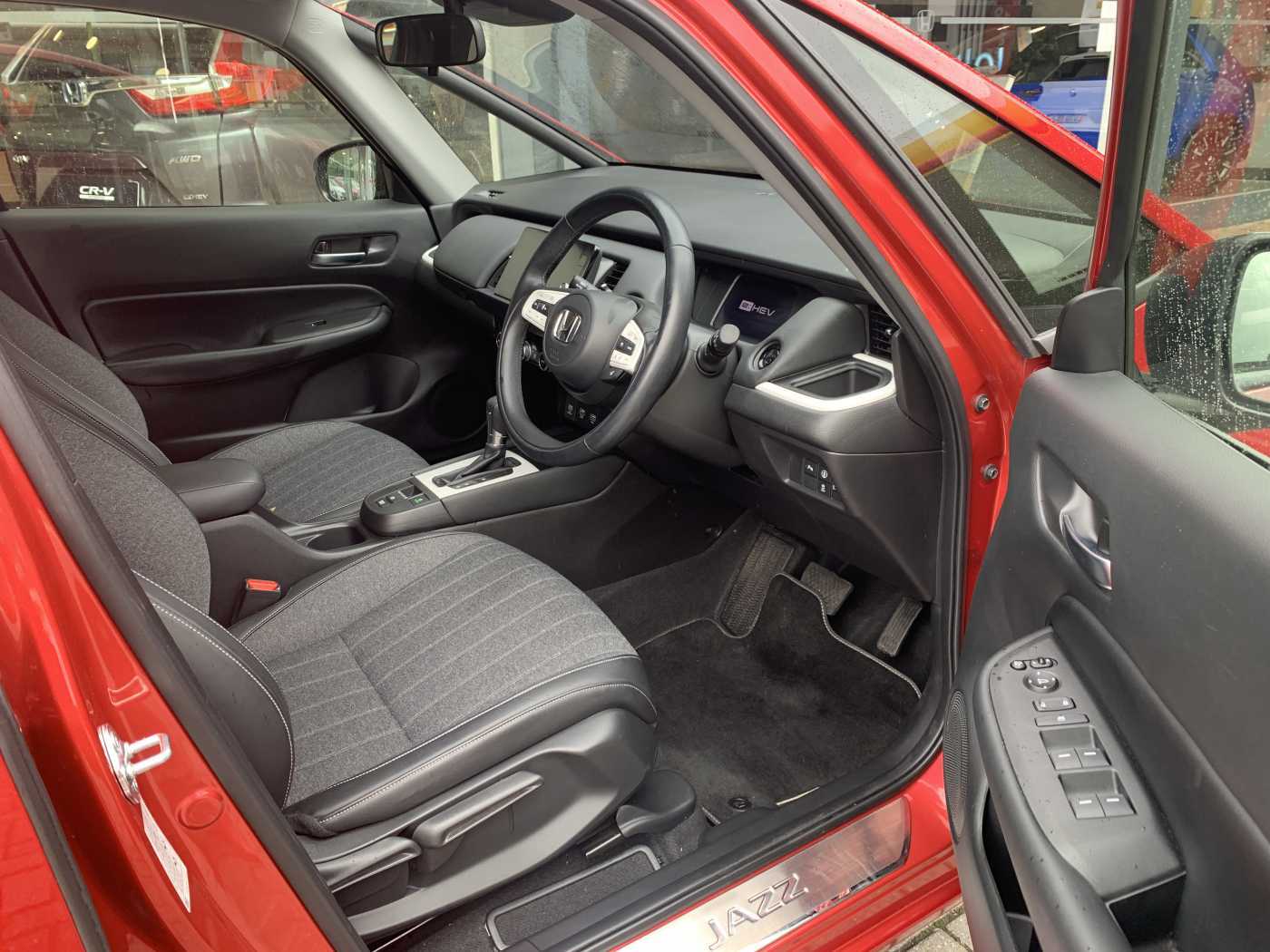 Honda Jazz 1.5 i-MMD Hybrid EX 5dr eCVT - Image 15