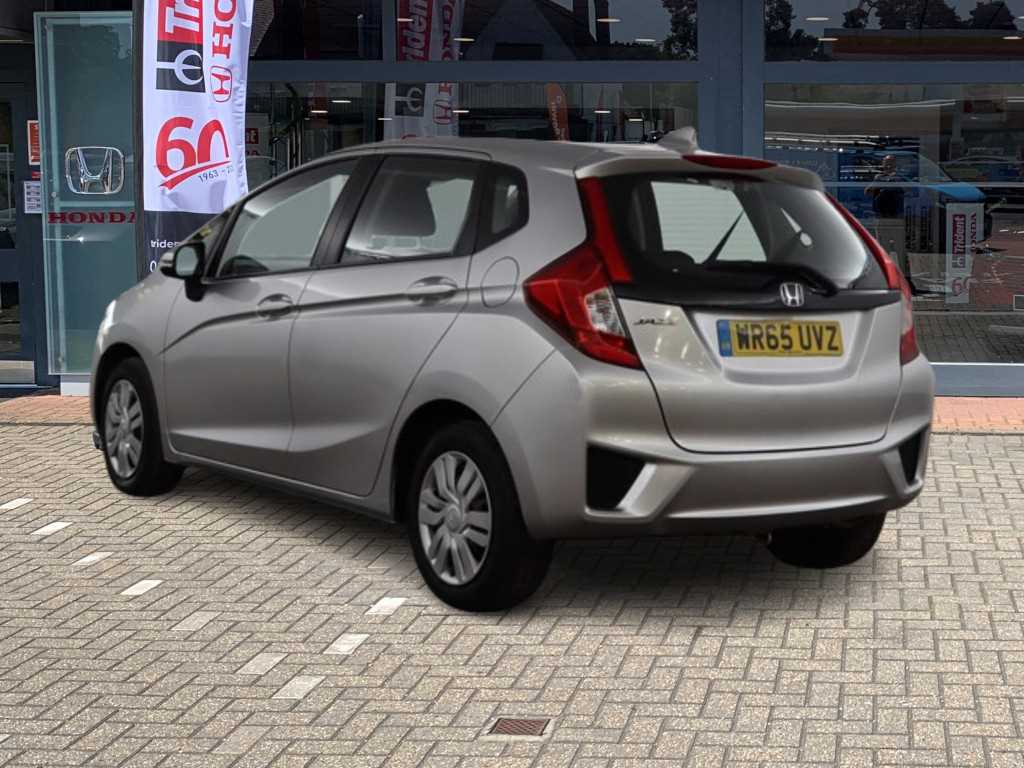 Honda JAZZ 1.3 S 5dr - Image 3