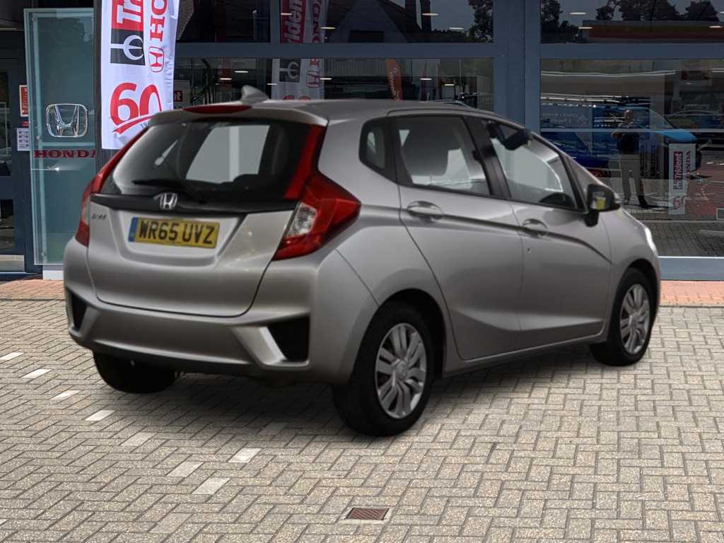Honda JAZZ 1.3 S 5dr - Image 7