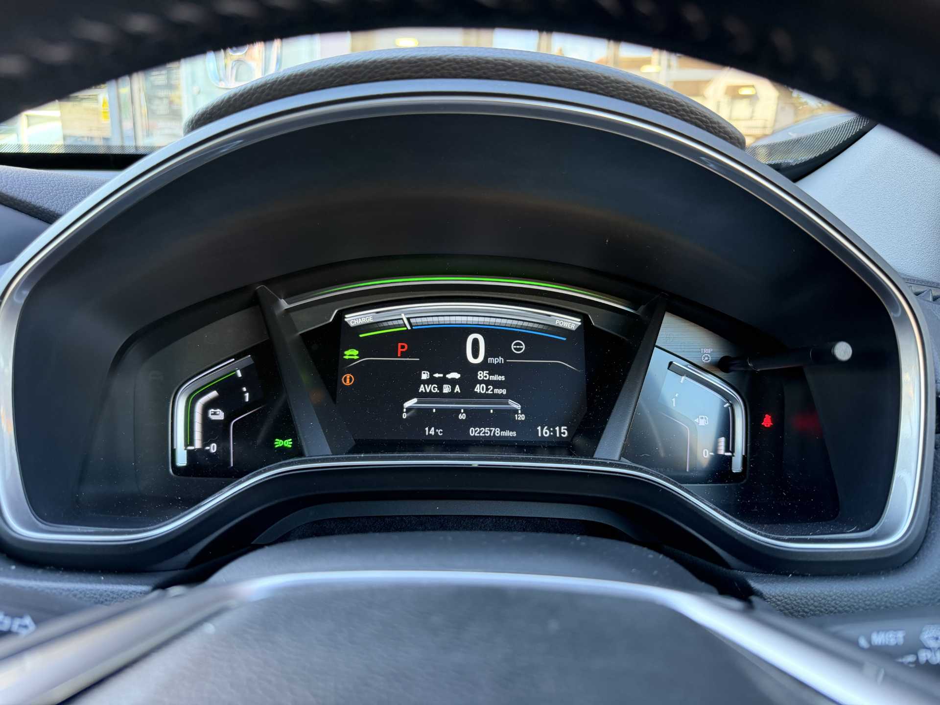 Honda CR-V 2.0 i-MMD Hybrid SR 5dr eCVT - Image 11