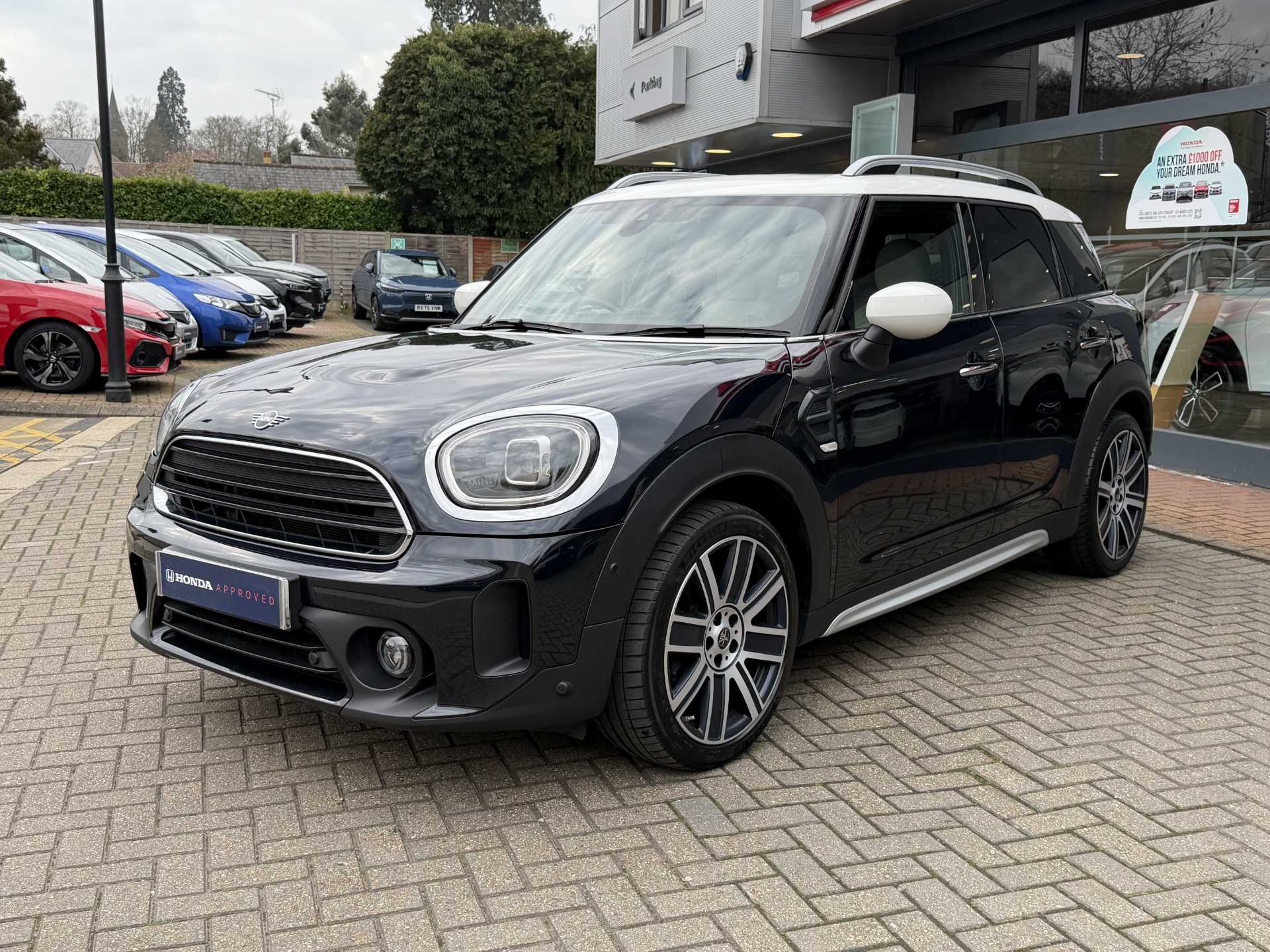 MINI COUNTRYMAN 1.5 Cooper Exclusive Premium Plus 5dr Auto - Image 10