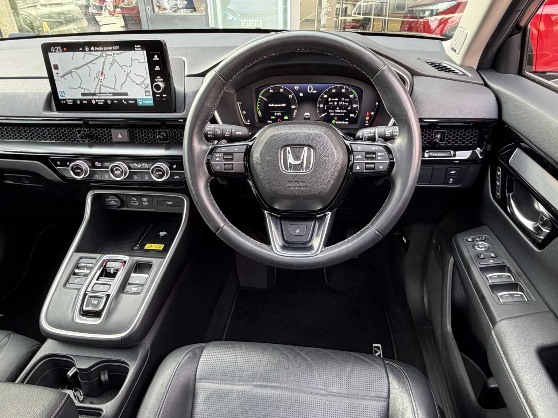 Honda CR-V 2.0 eHEV Advance 5dr eCVT — image 18
