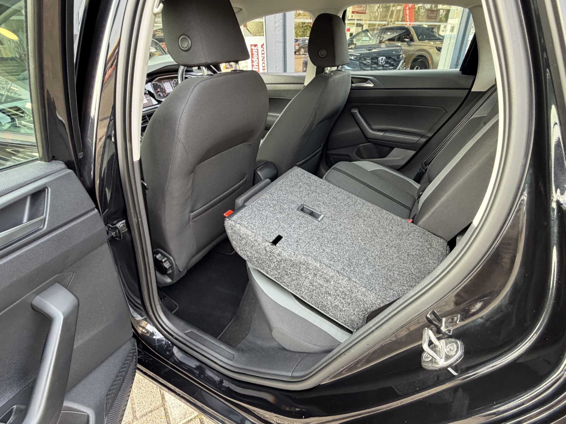 Volkswagen POLO 1.0 TSI 115 SEL 5dr DSG - Image 19