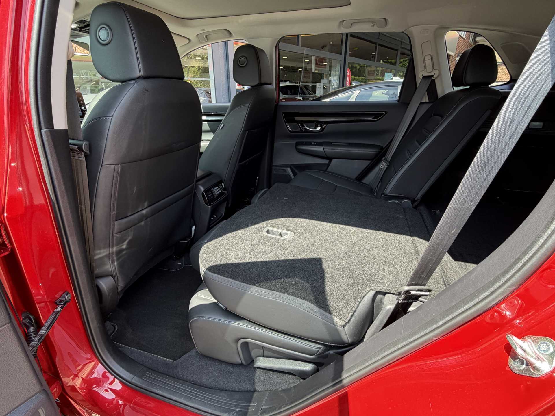 Honda CR-V 2.0 eHEV Advance 5dr eCVT - Image 19