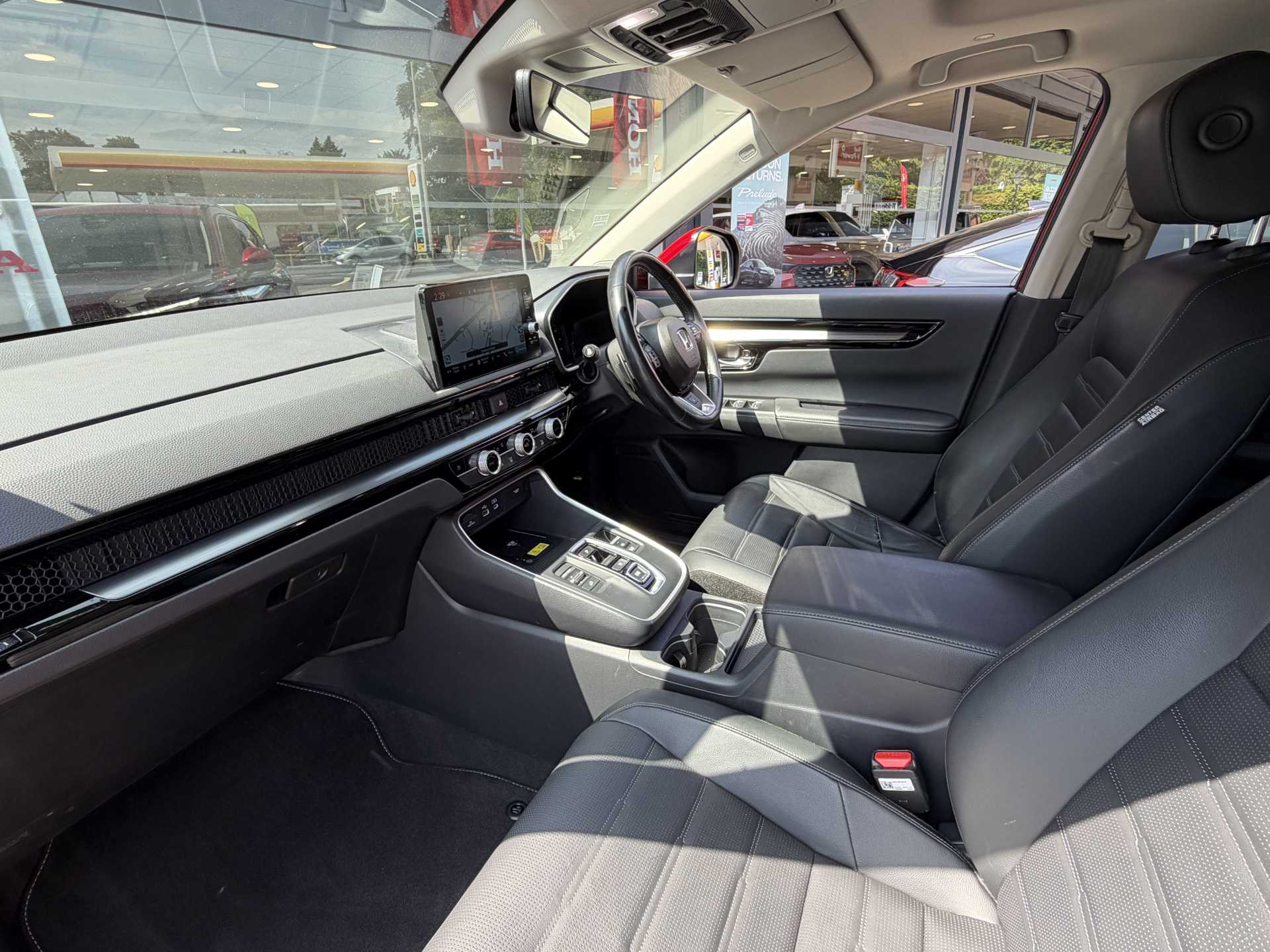 Honda CR-V 2.0 eHEV Advance 5dr eCVT - Image 2