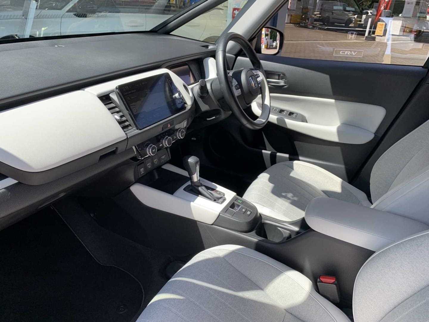 Honda JAZZ 1.5 i-MMD Hybrid EX Style 5dr eCVT - Image 2