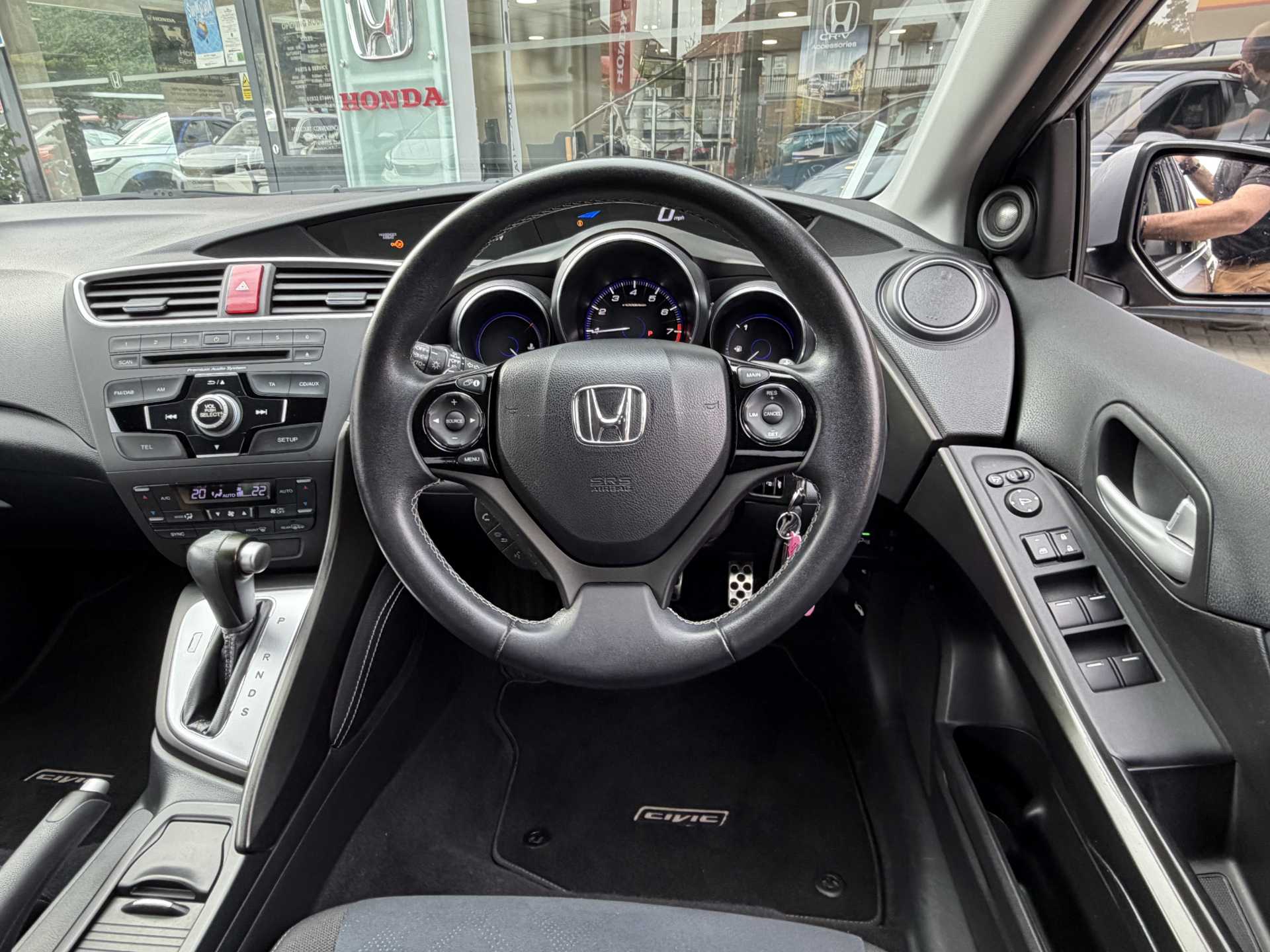 Honda Civic 1.8 i-VTEC SE Plus 5dr Auto - Image 16