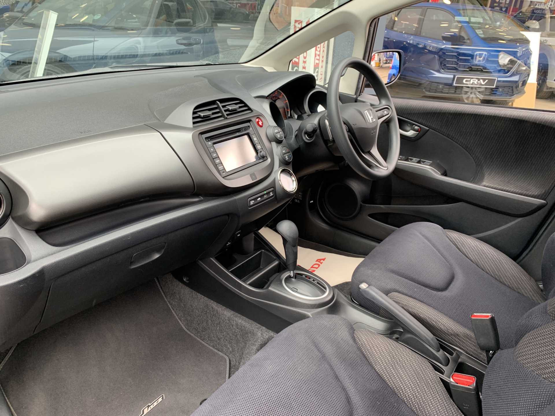 Honda JAZZ 1.4 i-VTEC ES-T 5dr CVT - Image 2