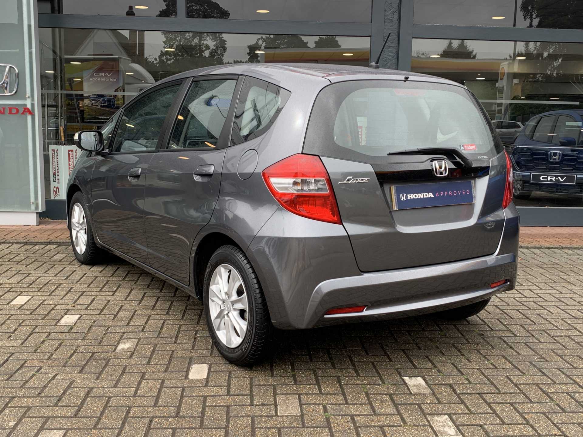 Honda JAZZ 1.4 i-VTEC ES-T 5dr CVT - Image 3