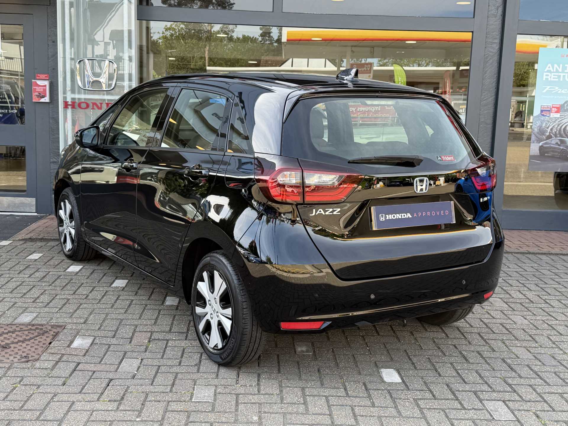 Honda Jazz 1.5 i-MMD Hybrid SR 5dr eCVT - Image 3