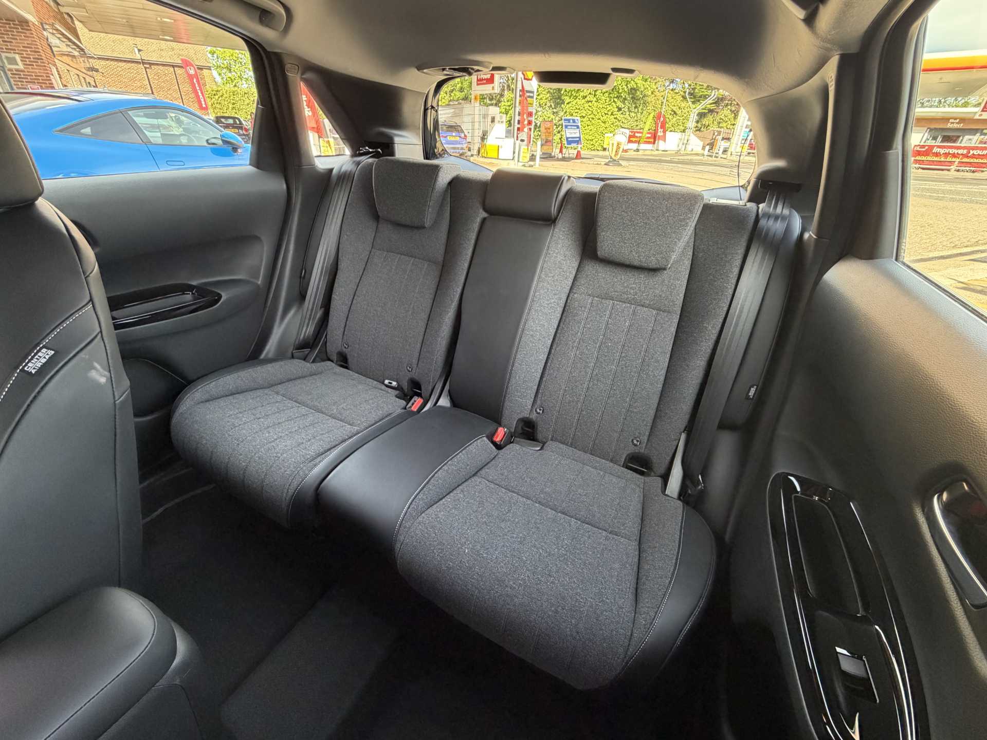 Honda Jazz 1.5 i-MMD Hybrid SR 5dr eCVT - Image 8