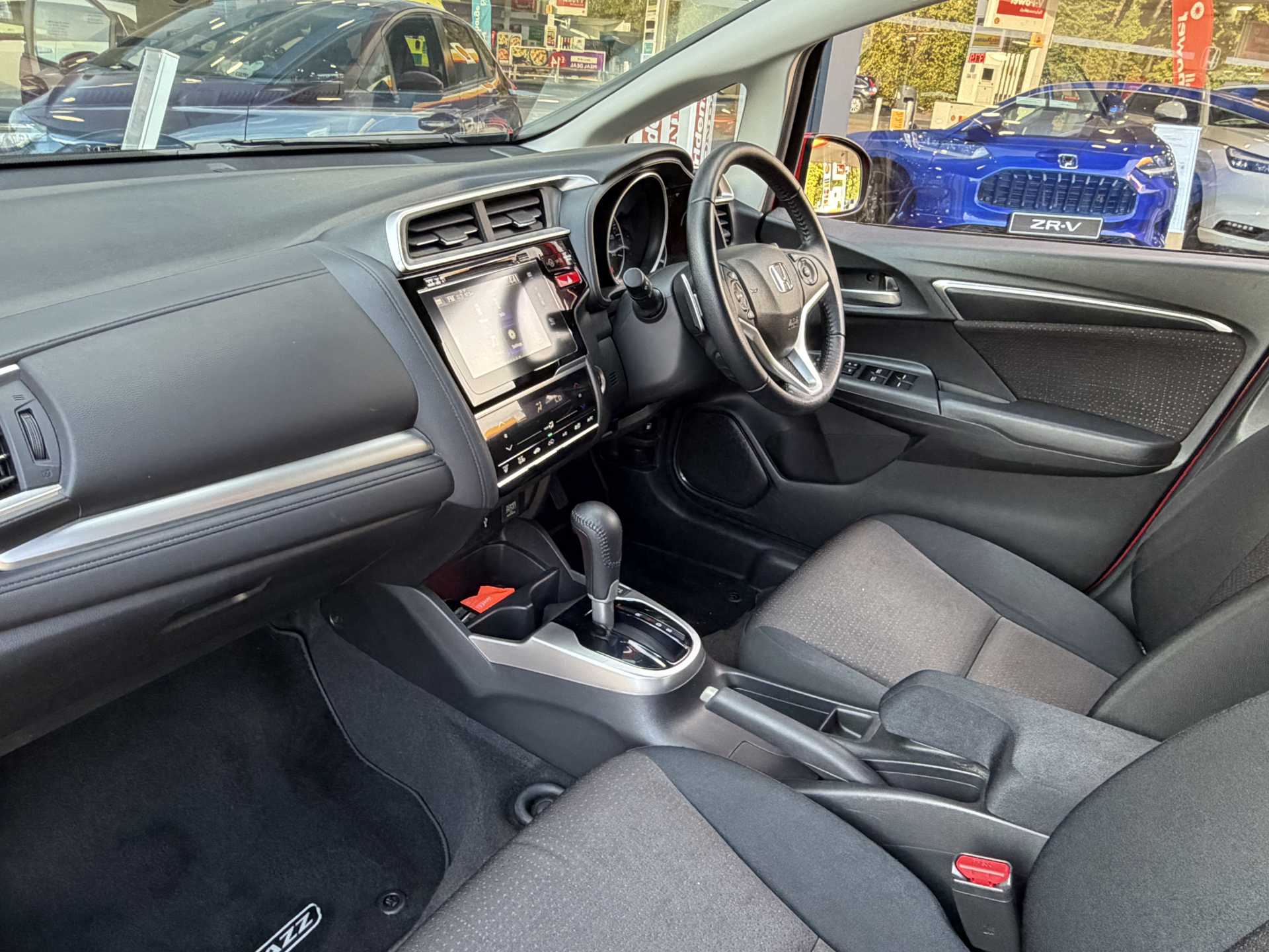 Honda Jazz 1.3 EX 5dr CVT - Image 2