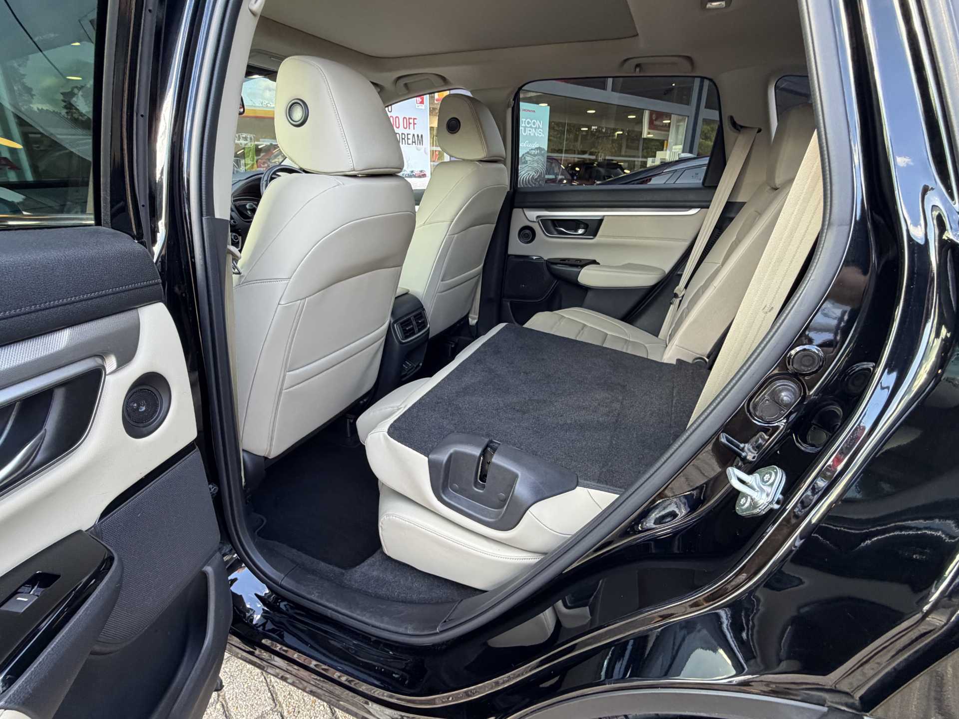 Honda CR-V 2.0 i-MMD Hybrid EX 5dr eCVT — image 19