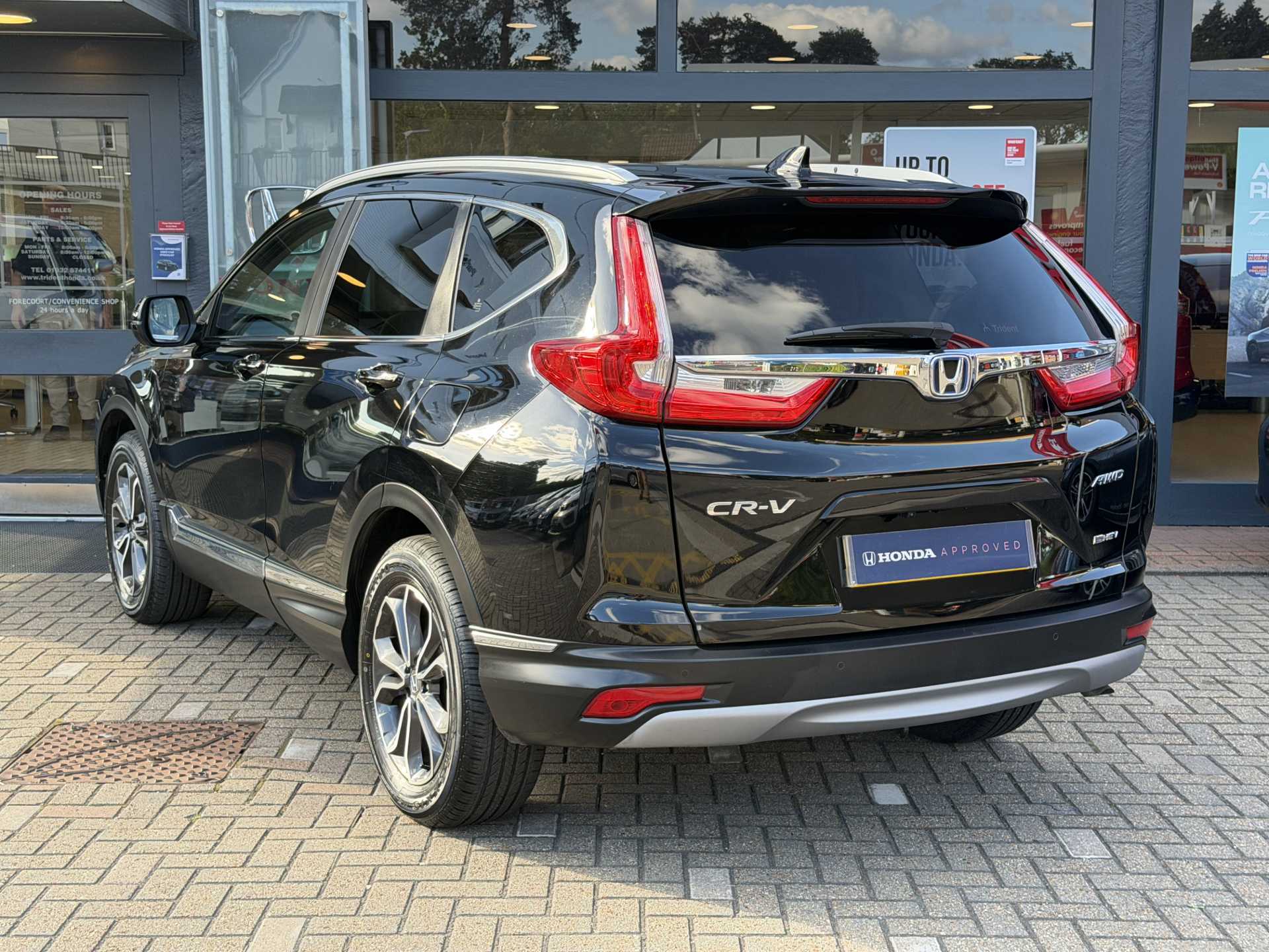Honda CR-V 2.0 i-MMD Hybrid EX 5dr eCVT — image 3