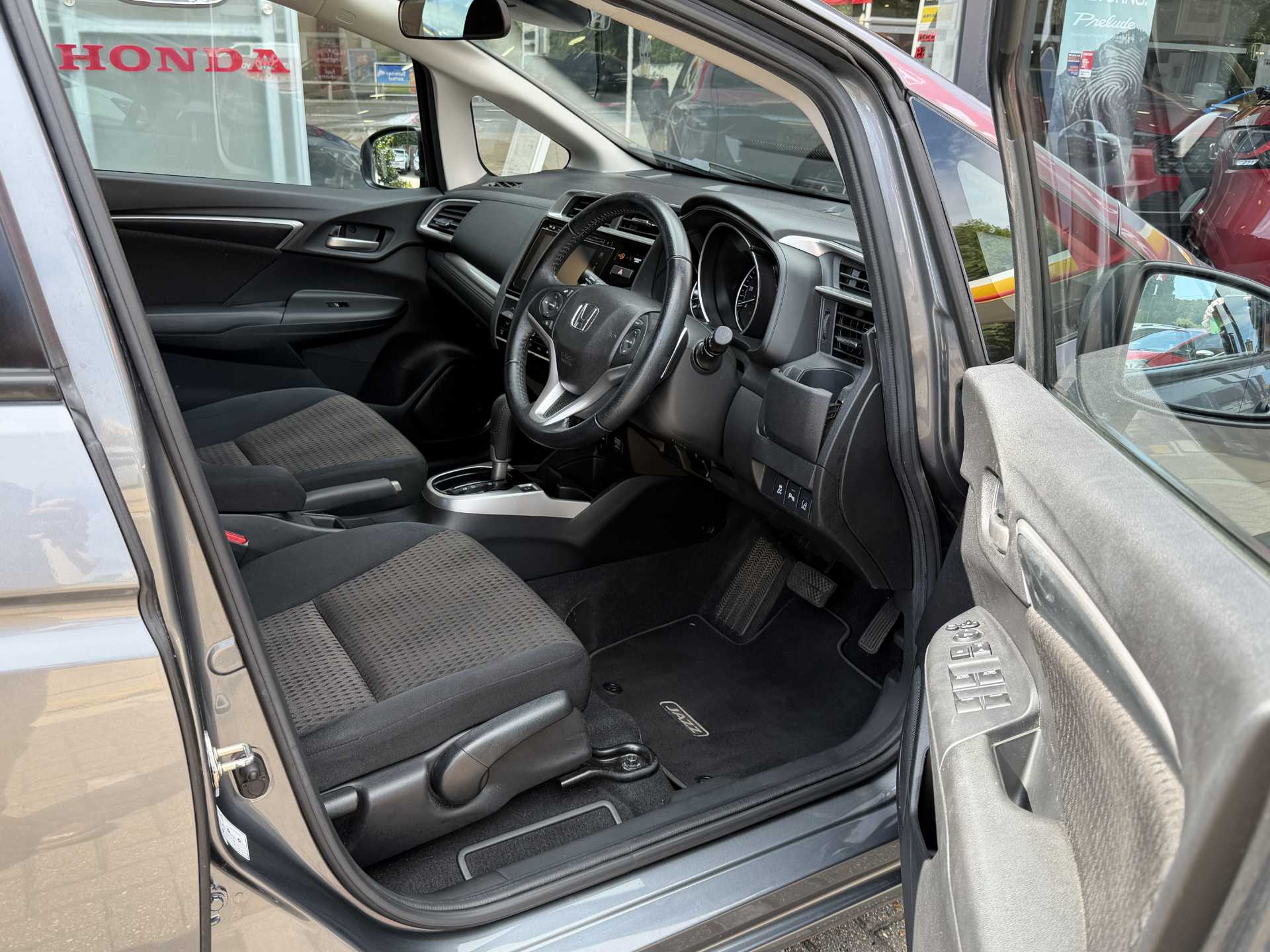 Honda Jazz 1.3 i-VTEC EX Navi 5dr CVT - Image 15