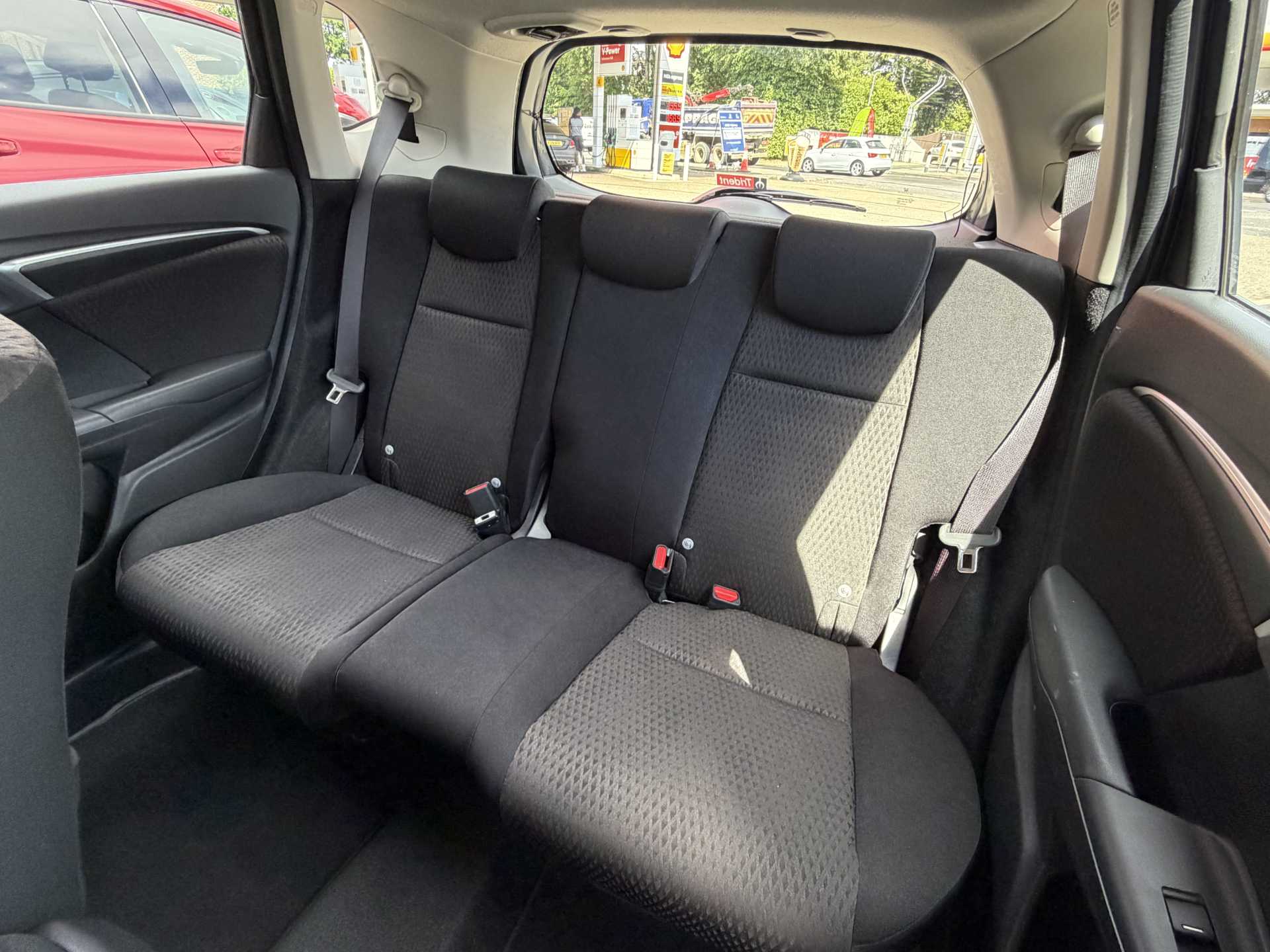 Honda Jazz 1.3 i-VTEC EX Navi 5dr CVT - Image 8