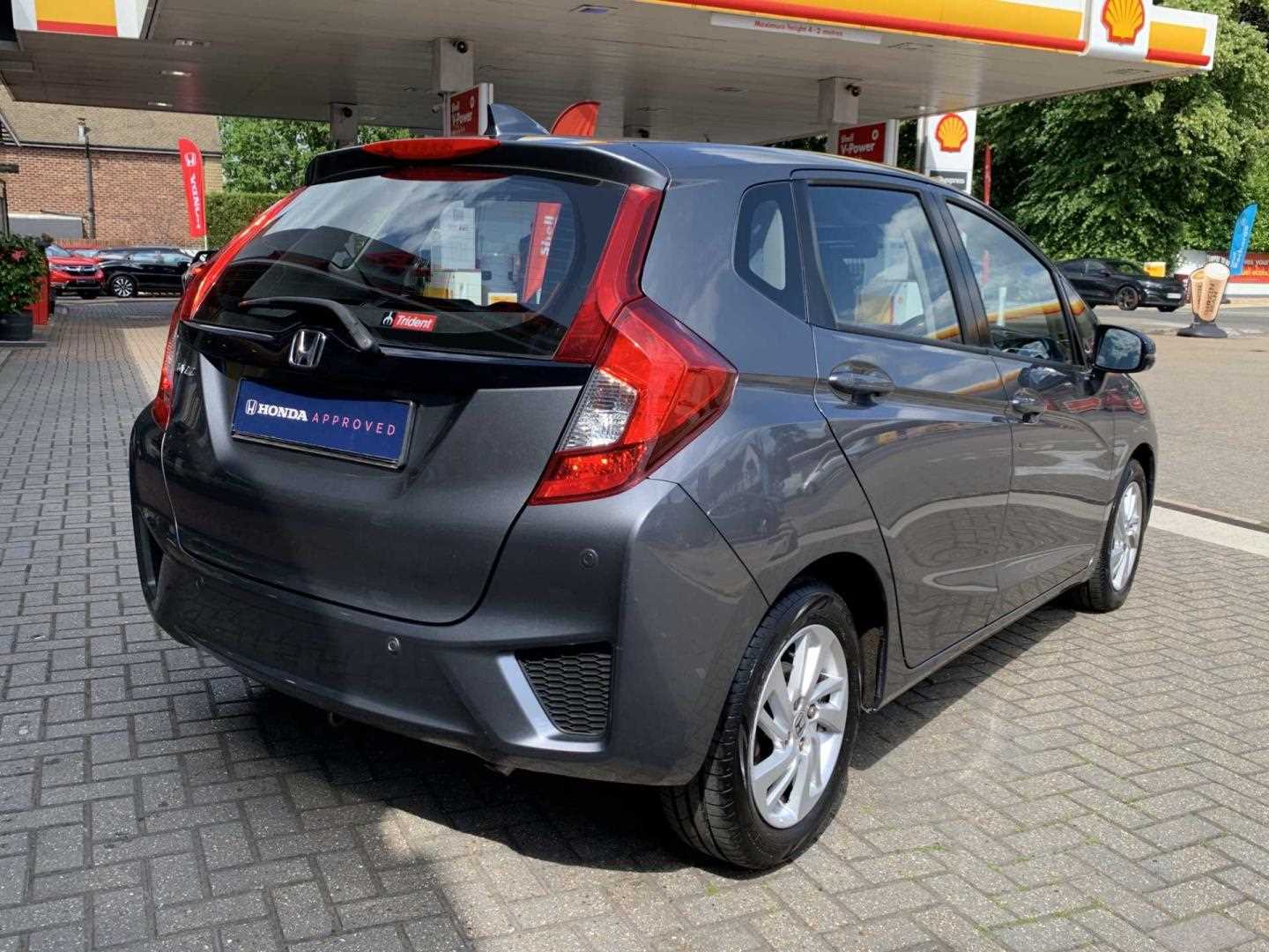 Honda JAZZ 1.3 SE Navi 5dr CVT - Image 12