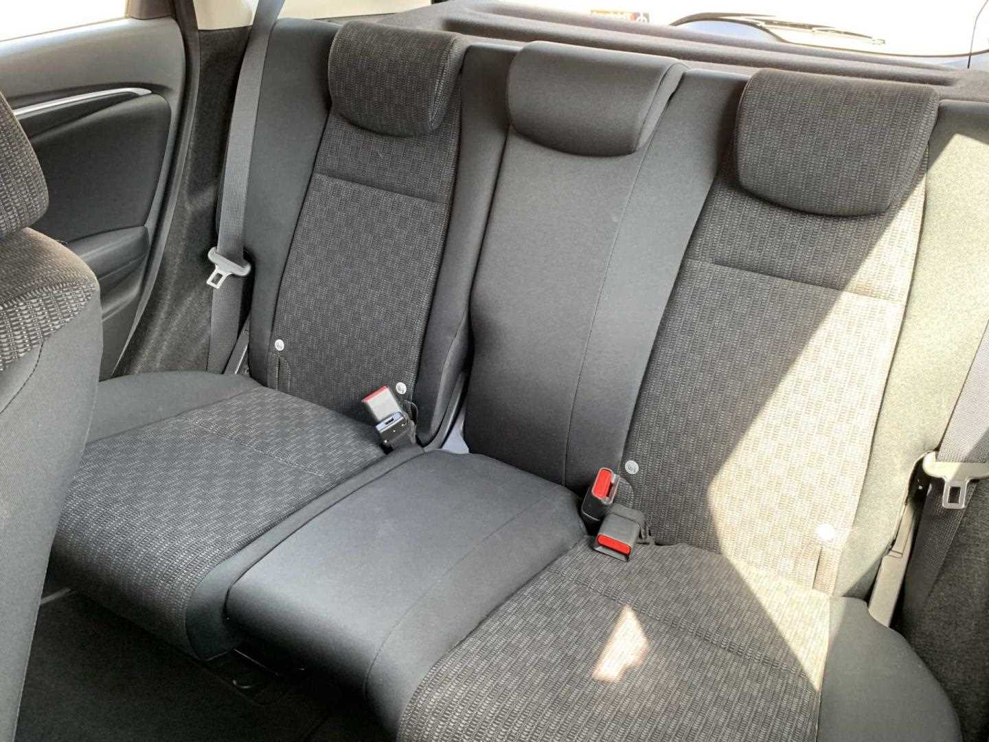 Honda JAZZ 1.3 SE Navi 5dr CVT - Image 8