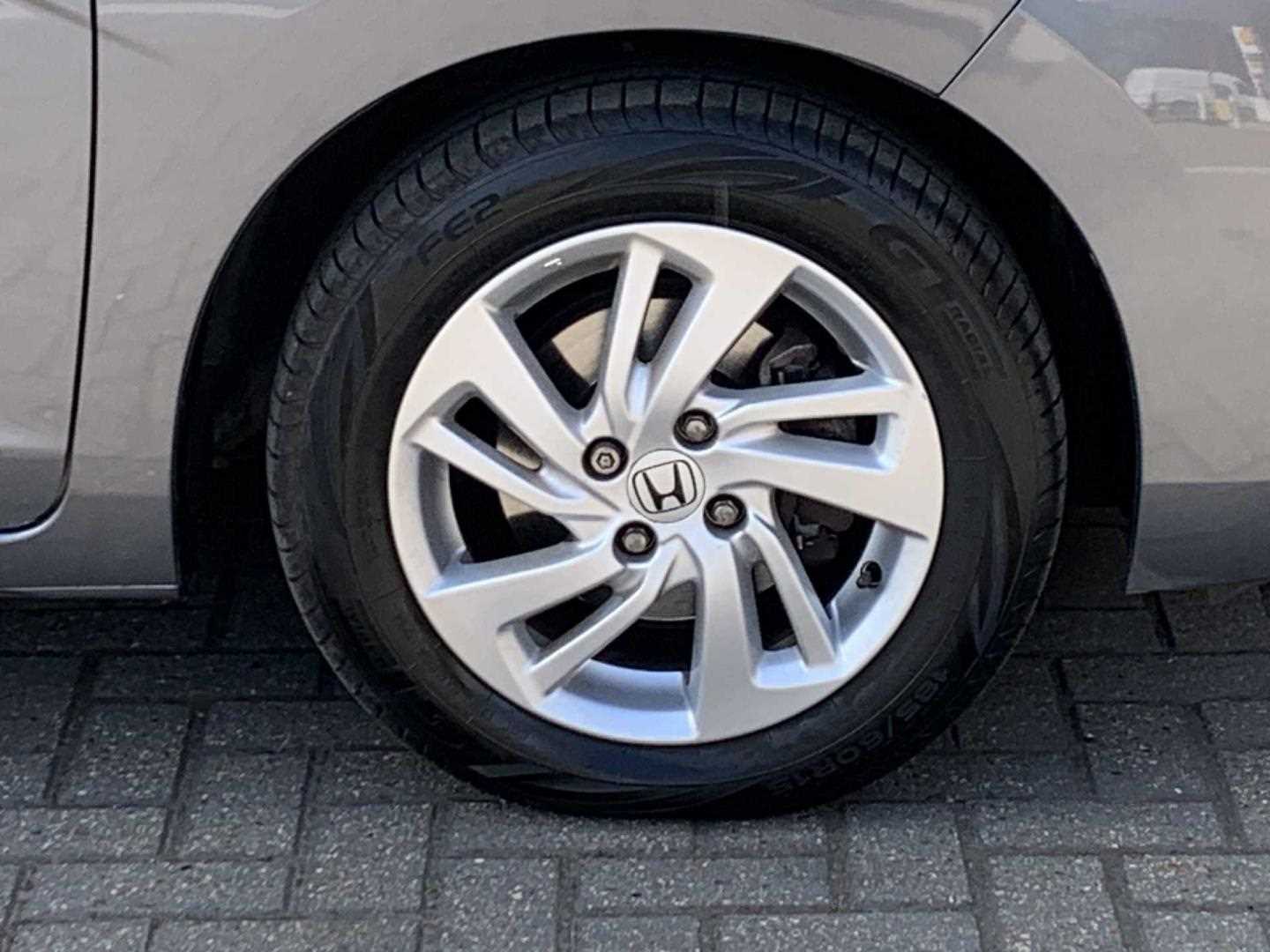 Honda JAZZ 1.3 SE Navi 5dr CVT - Image 9