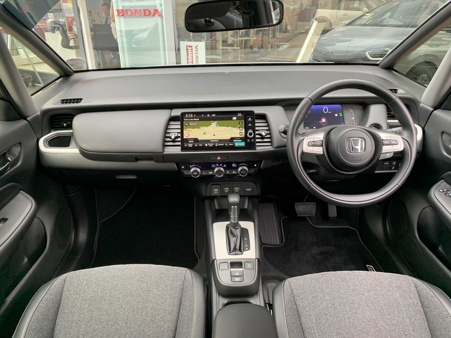 Honda JAZZ 1.5 i-MMD Hybrid EX 5dr eCVT - Image 4