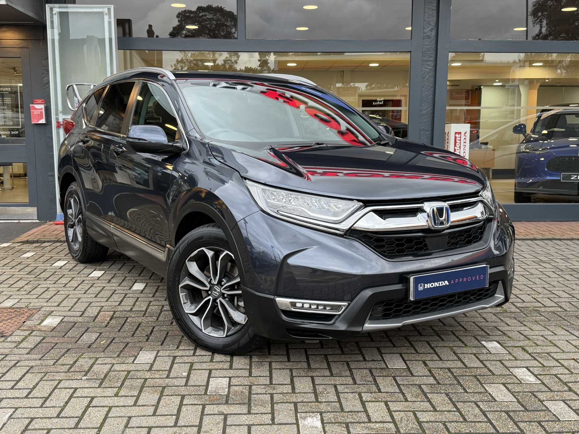 Honda CR-V 2.0 i-MMD Hybrid SR 2WD 5dr eCVT - Image 1