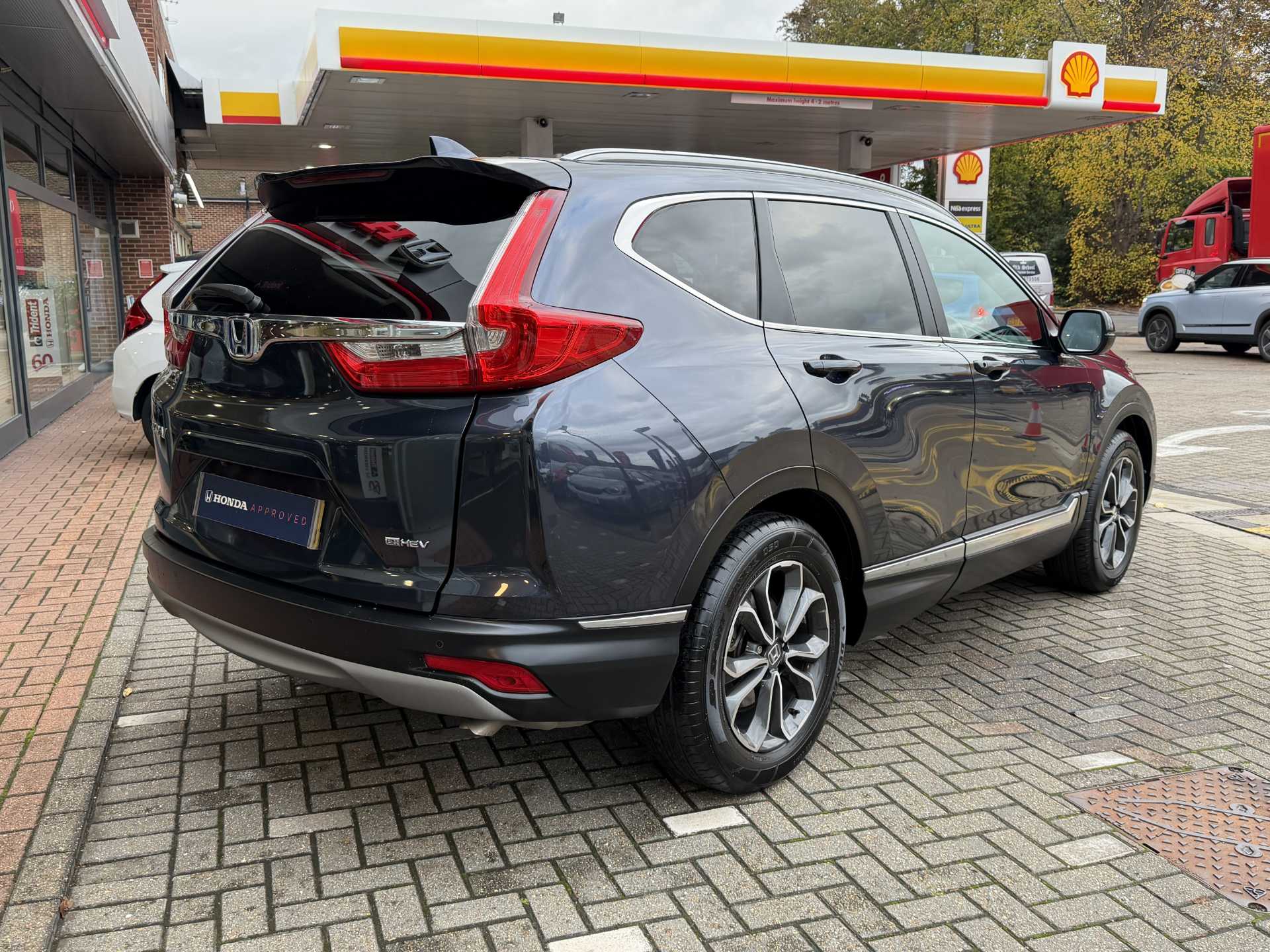 Honda CR-V 2.0 i-MMD Hybrid SR 2WD 5dr eCVT - Image 12