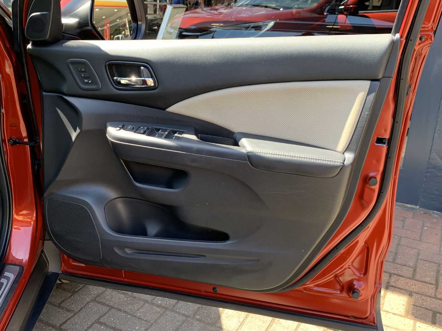 Honda CR-V 1.6 i-DTEC 160 EX 5dr Auto [Sensing] - Image 17