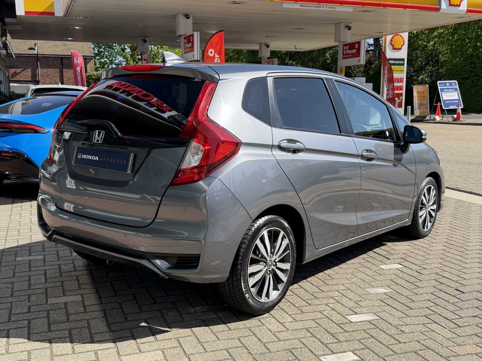 Honda Jazz 1.3 i-VTEC EX Navi 5dr CVT - Image 12