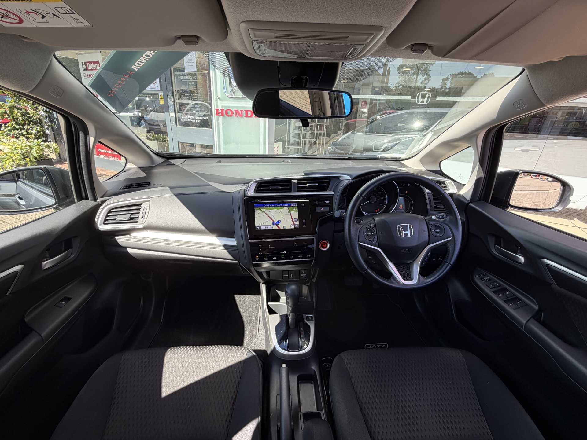 Honda Jazz 1.3 i-VTEC EX Navi 5dr CVT - Image 4