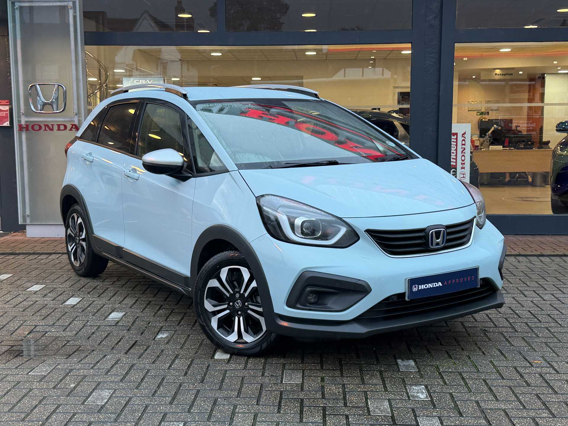 Honda Jazz 1.5 i-MMD Hybrid Crosstar EX 5dr eCVT - Image 1