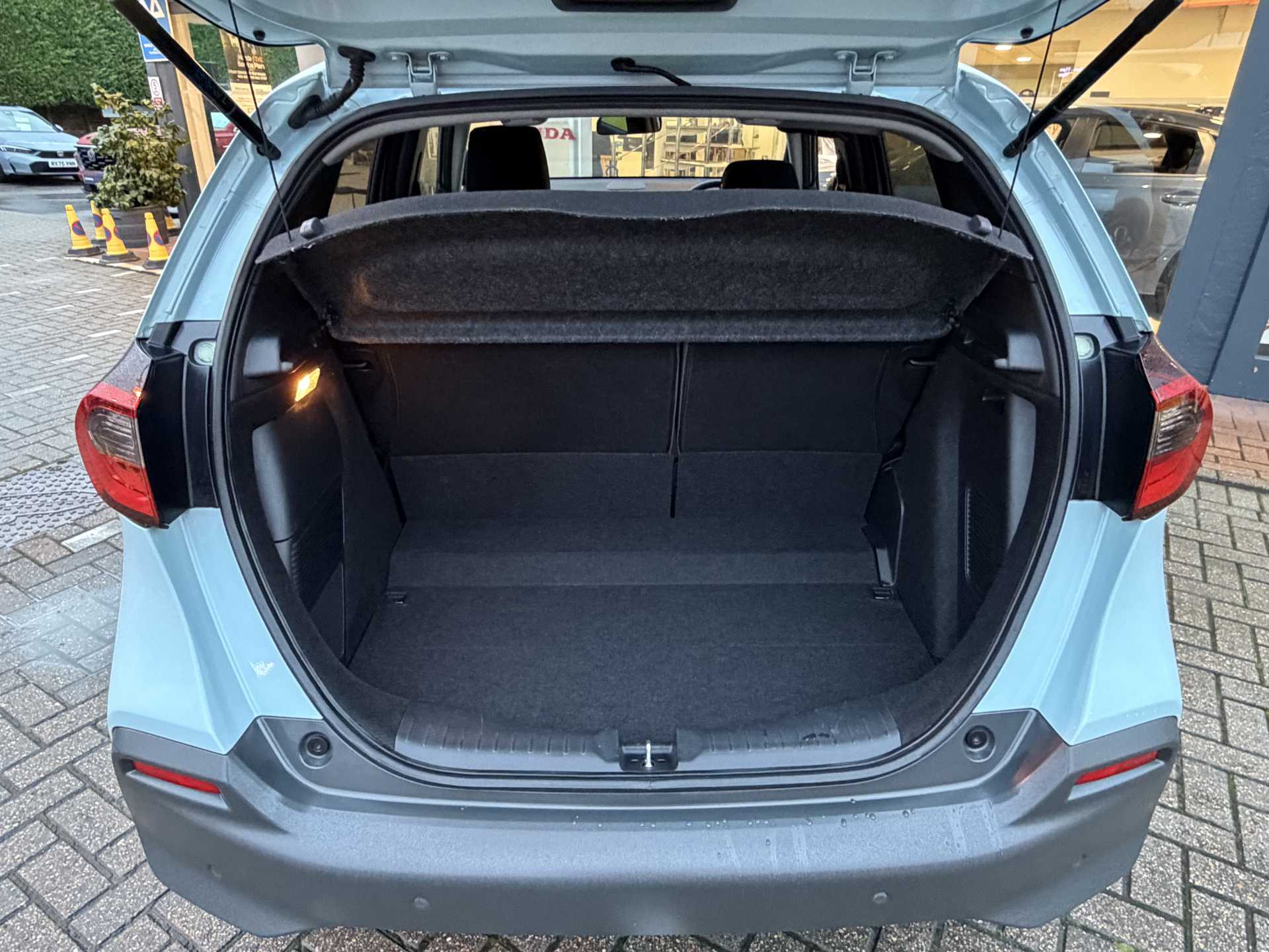 Honda Jazz 1.5 i-MMD Hybrid Crosstar EX 5dr eCVT - Image 13