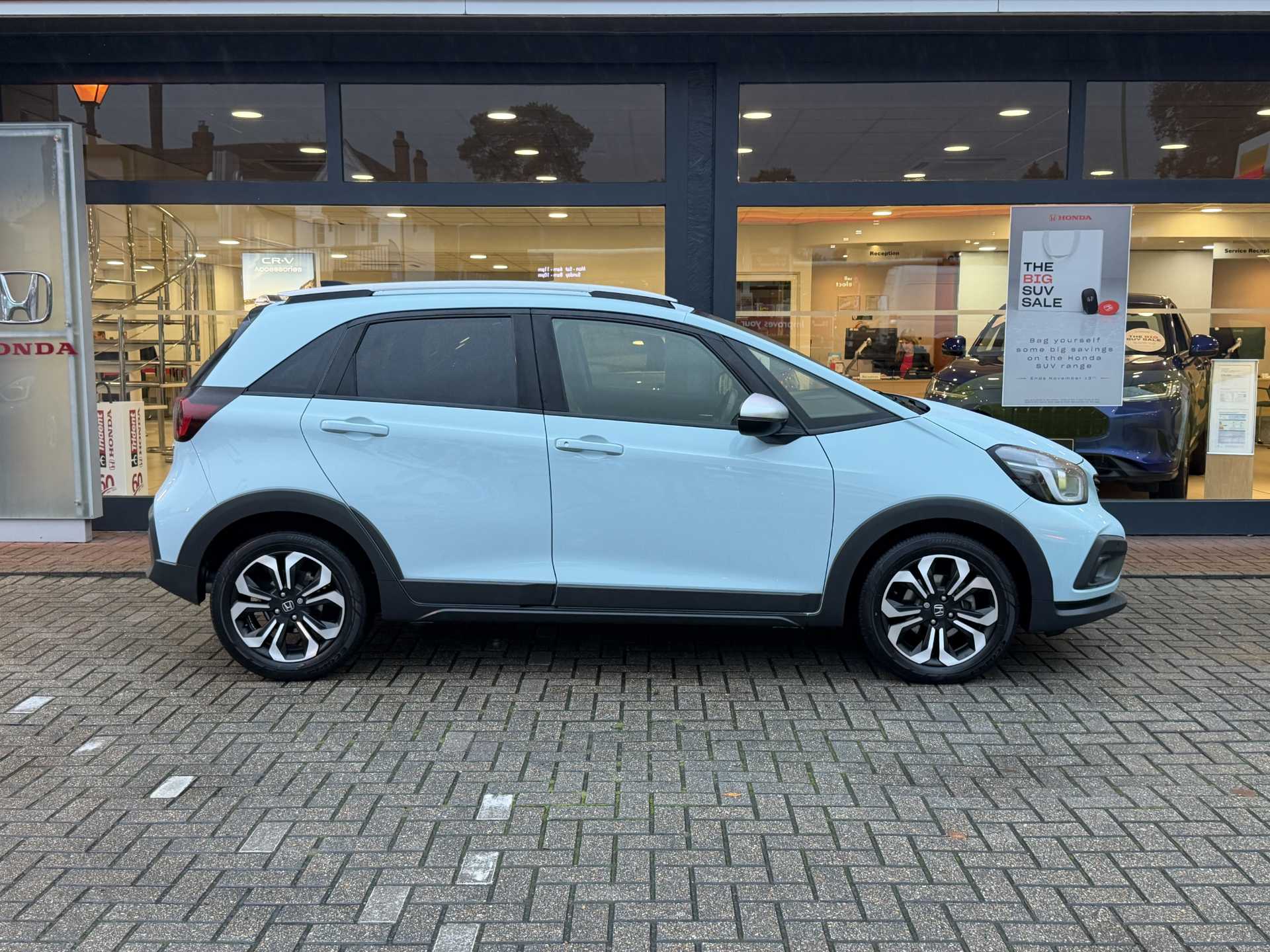 Honda Jazz 1.5 i-MMD Hybrid Crosstar EX 5dr eCVT - Image 5