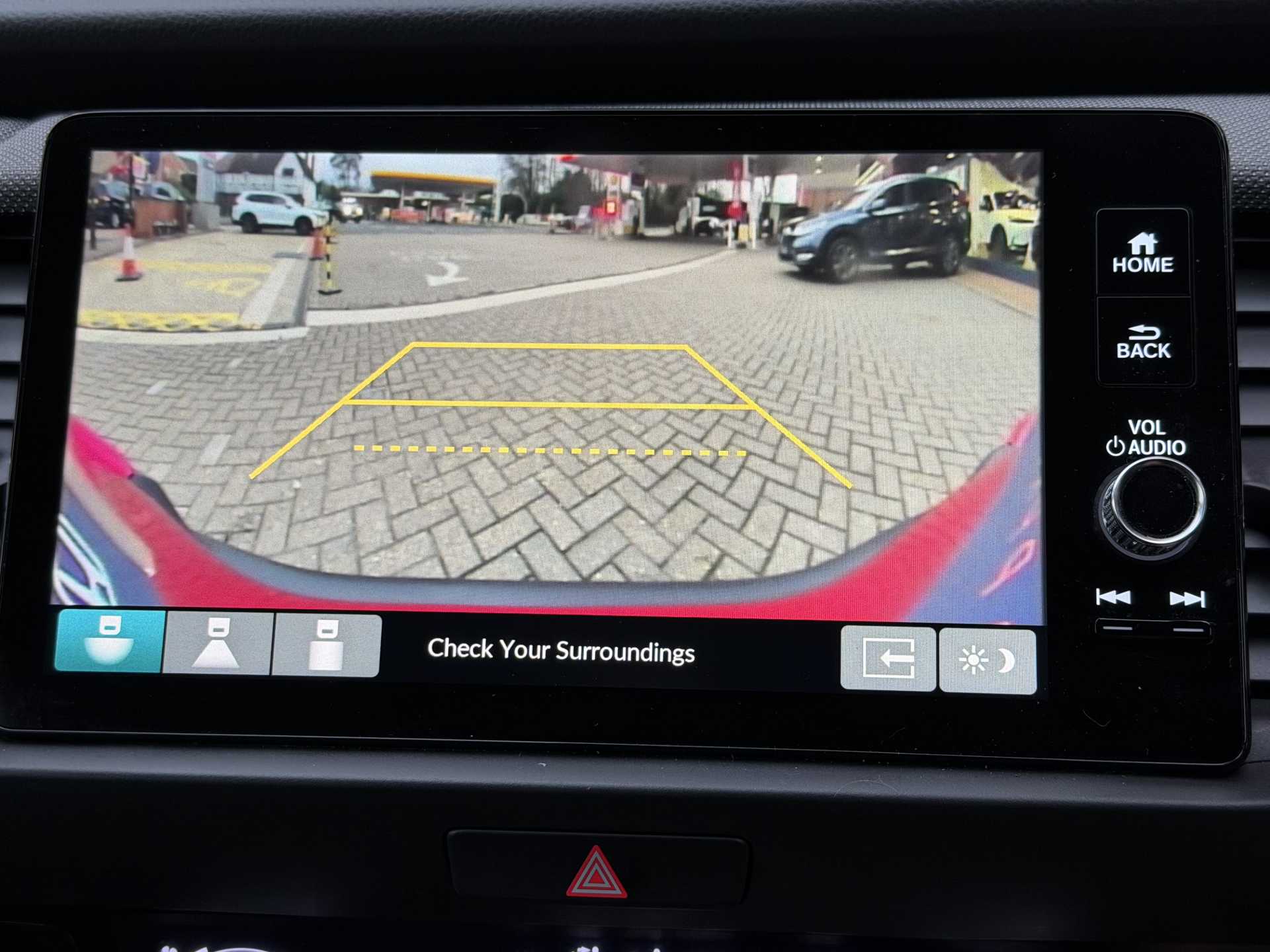 Honda Jazz 1.5 i-MMD Hybrid Crosstar EX 5dr eCVT - Image 14