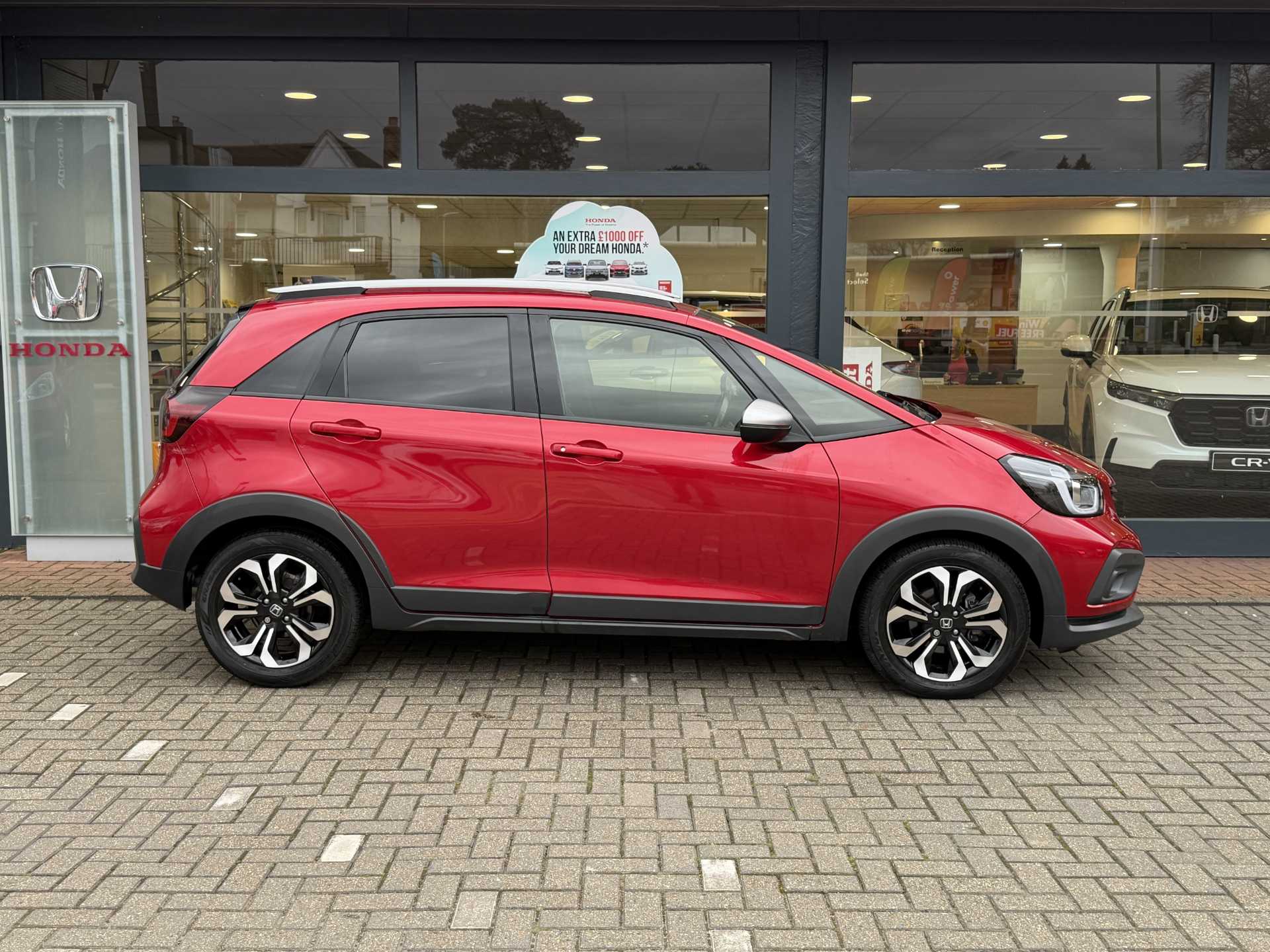 Honda Jazz 1.5 i-MMD Hybrid Crosstar EX 5dr eCVT - Image 5