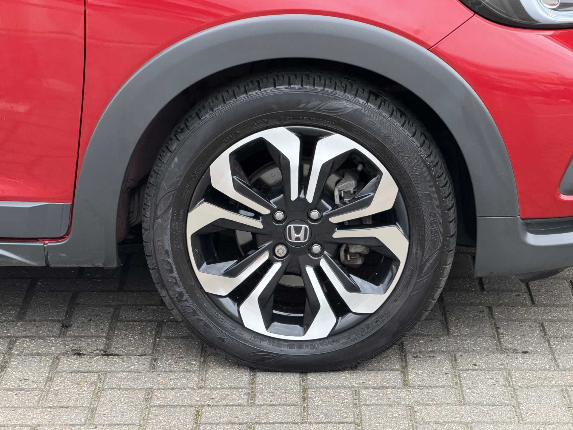 Honda Jazz 1.5 i-MMD Hybrid Crosstar EX 5dr eCVT - Image 9