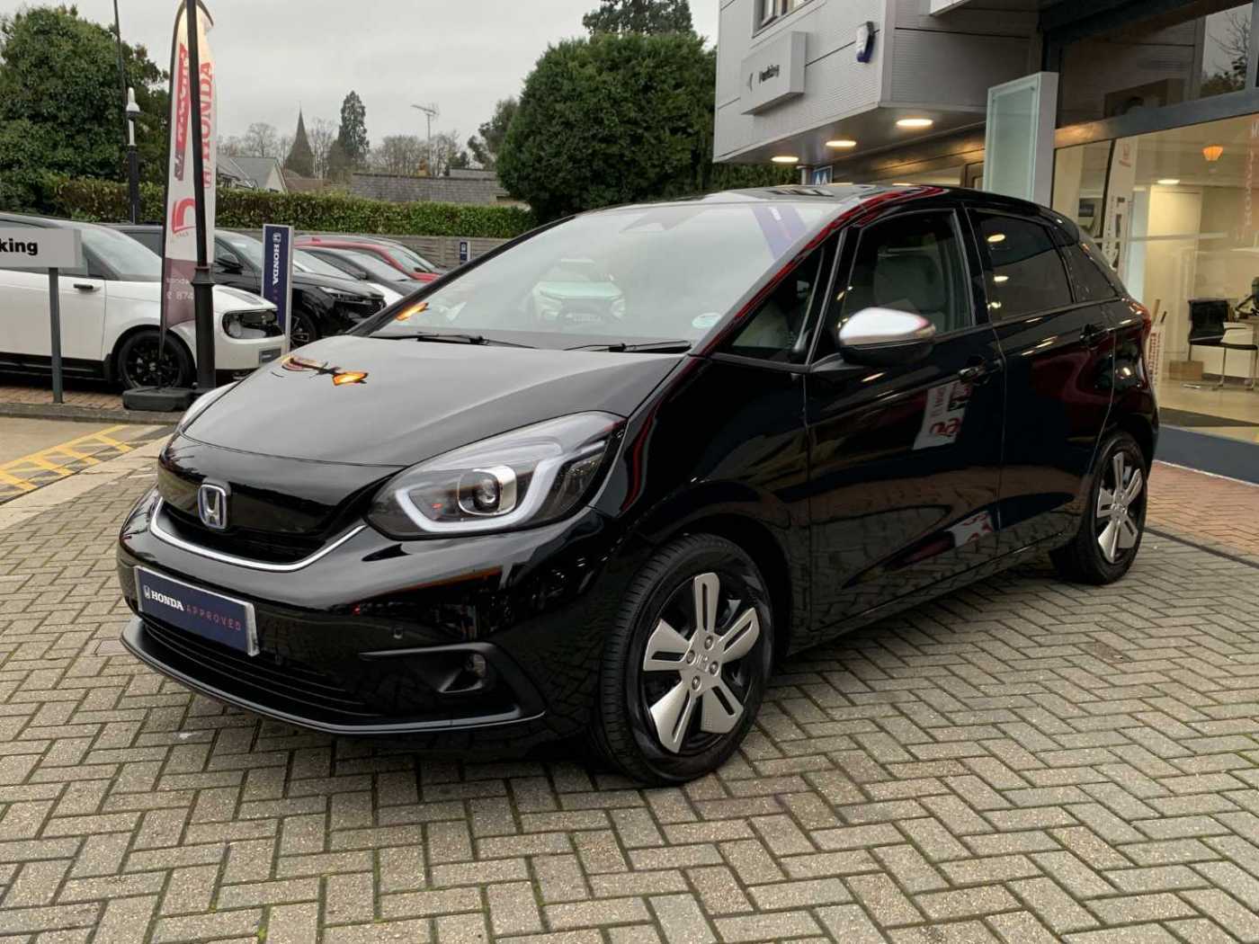 Honda JAZZ 1.5 i-MMD Hybrid EX 5dr eCVT - Image 10