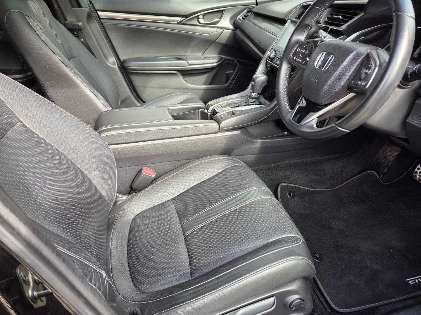 Honda CIVIC 1.5 VTEC Turbo Prestige 5dr CVT - Image 15
