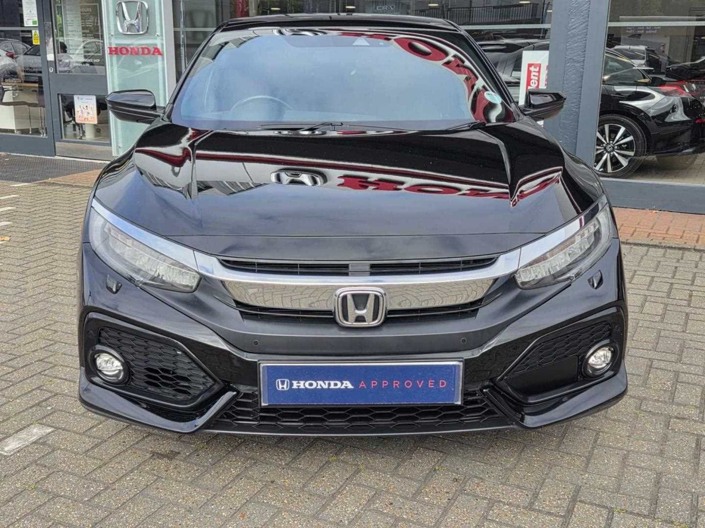 Honda CIVIC 1.5 VTEC Turbo Prestige 5dr CVT - Image 6